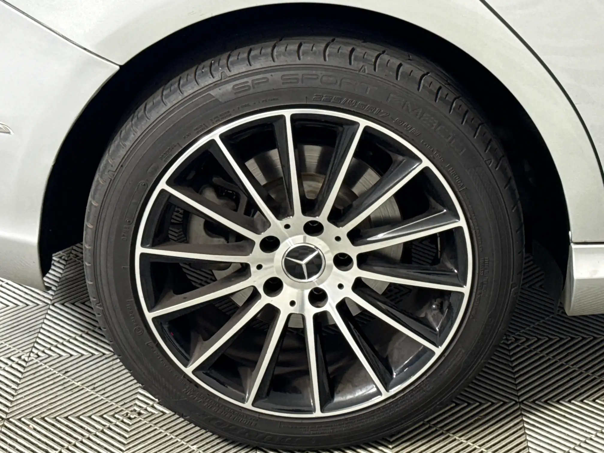 Mercedes-Benz B Class