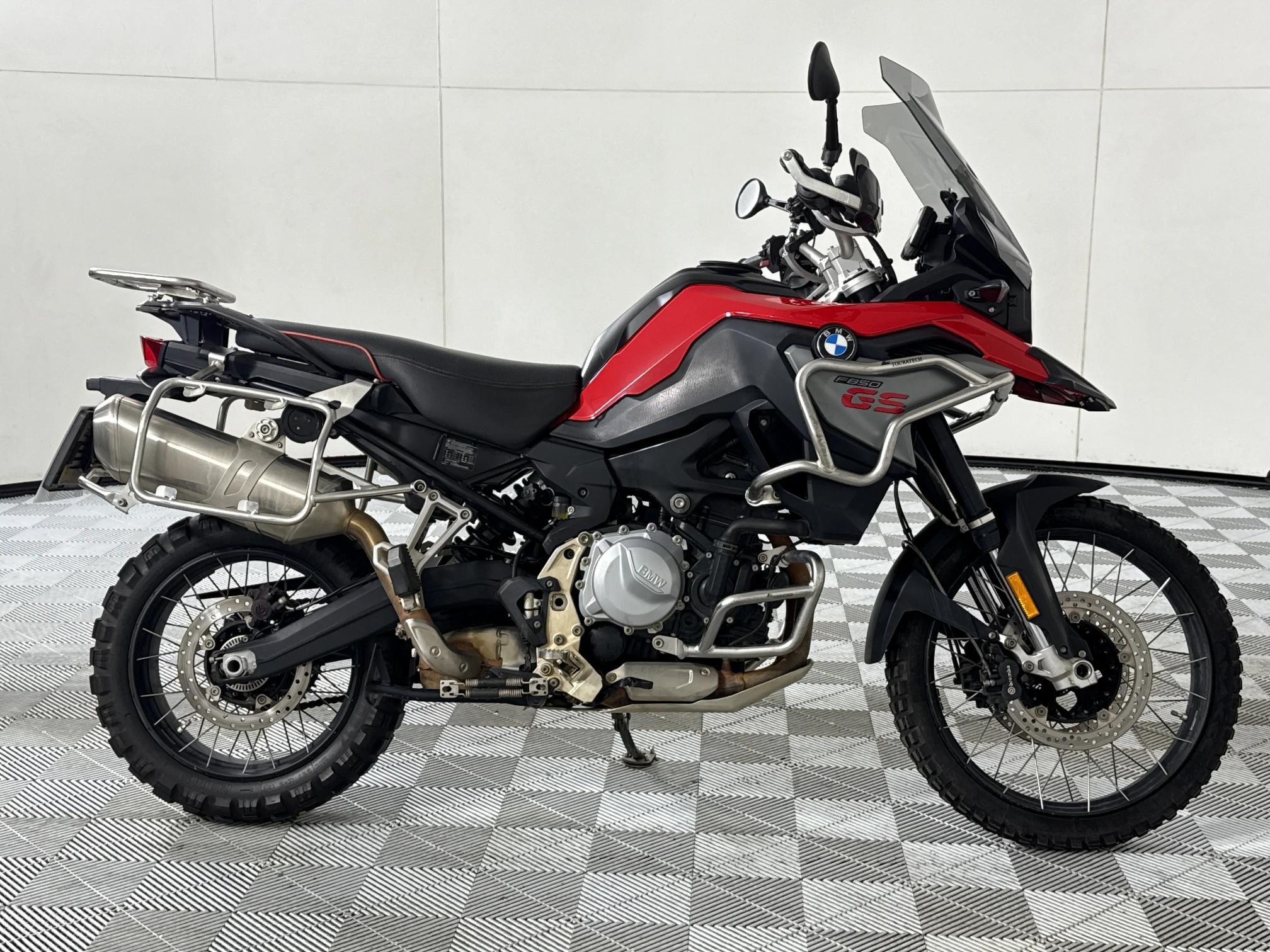 BMW F850GS