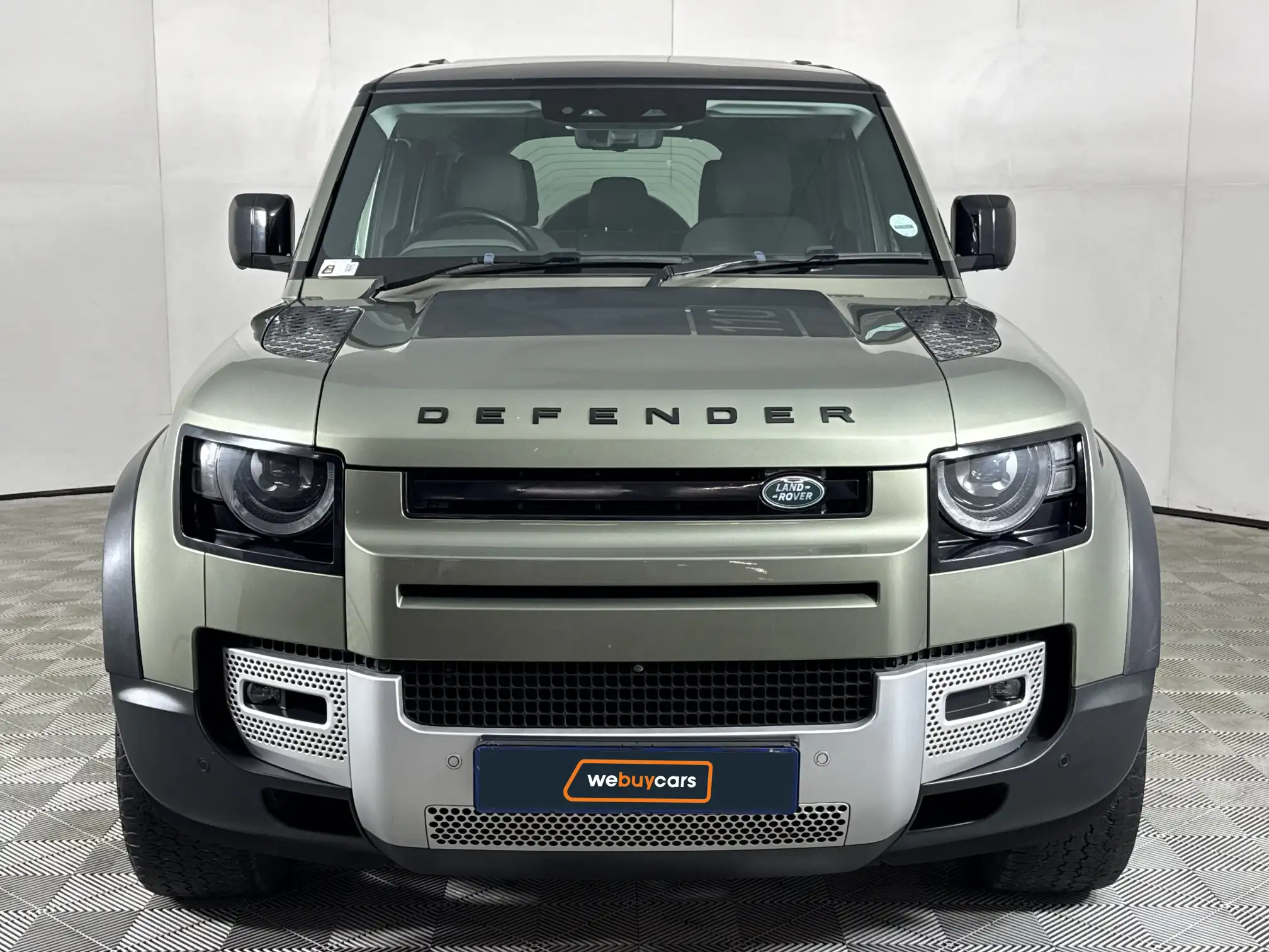 Land Rover Defender 110