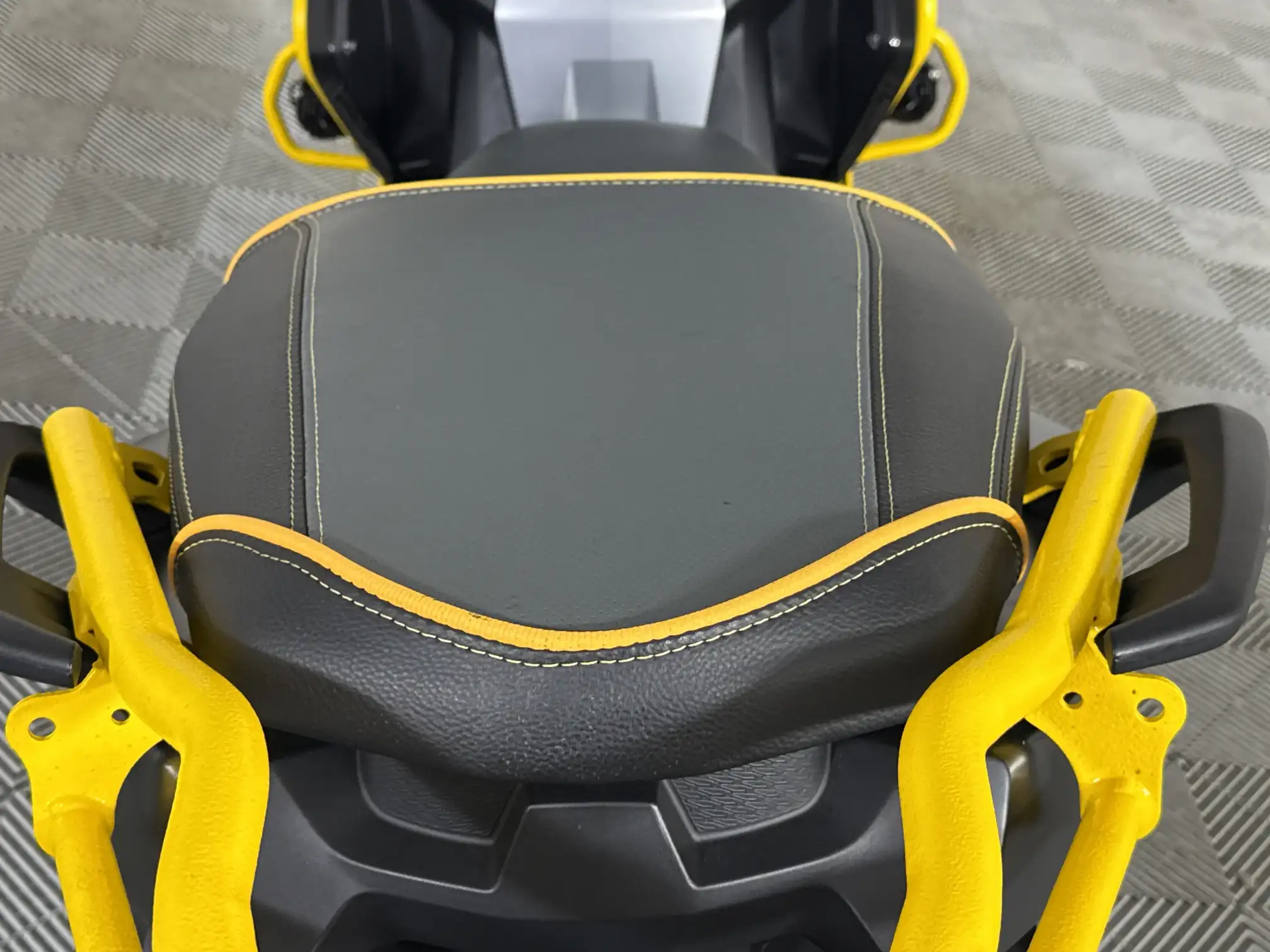 BMW C