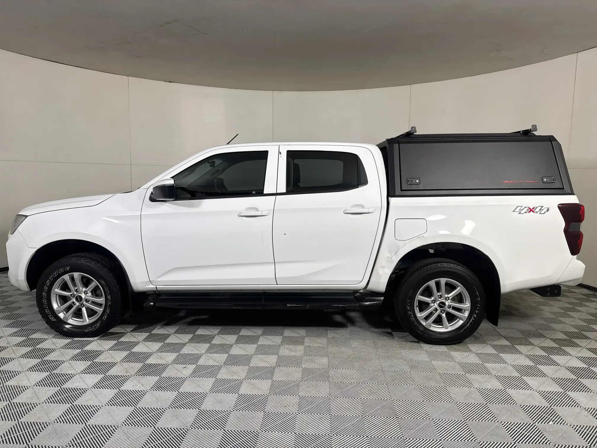 Isuzu D-MAX