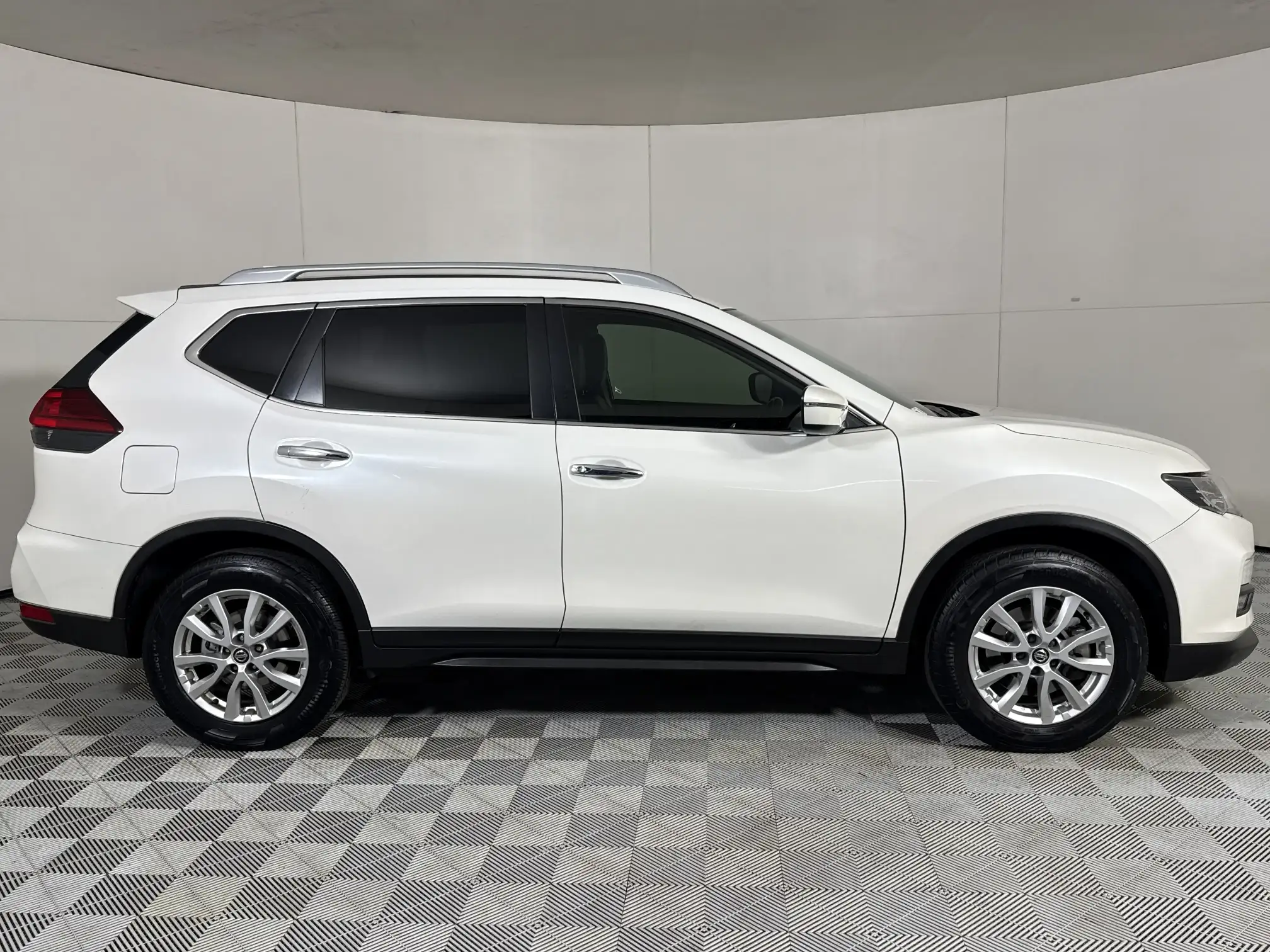 Nissan X Trail