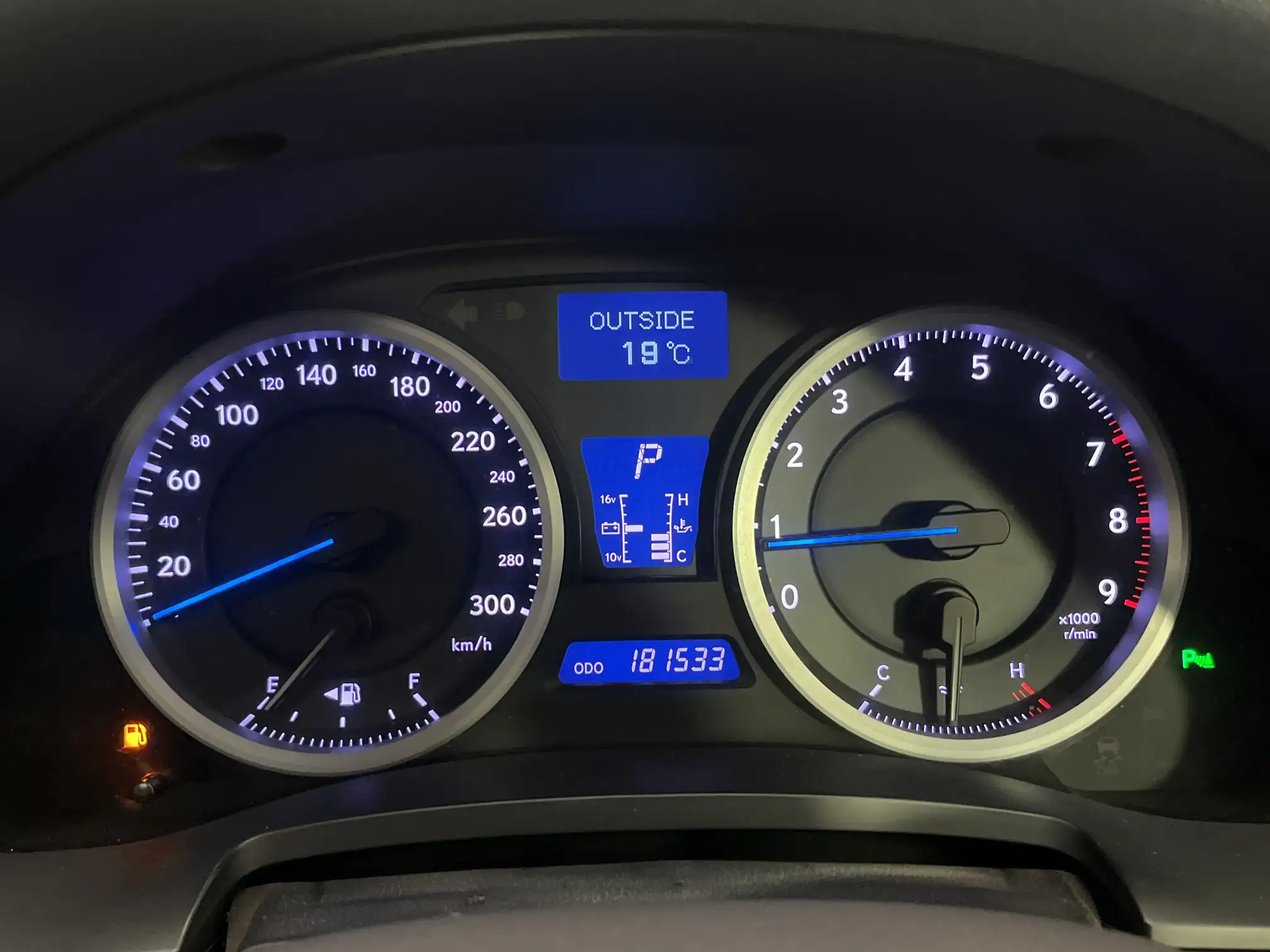 Lexus IS