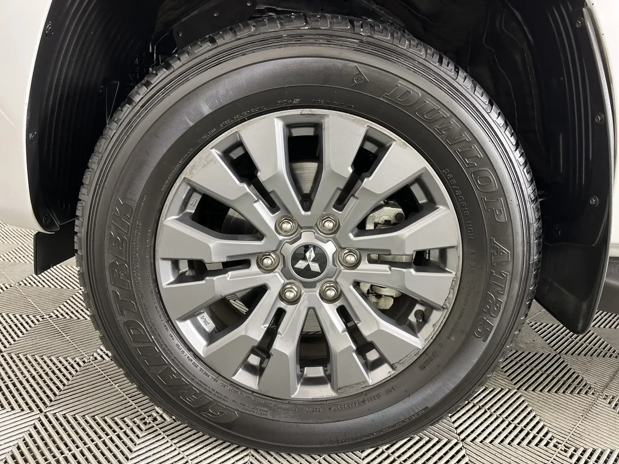Mitsubishi Triton