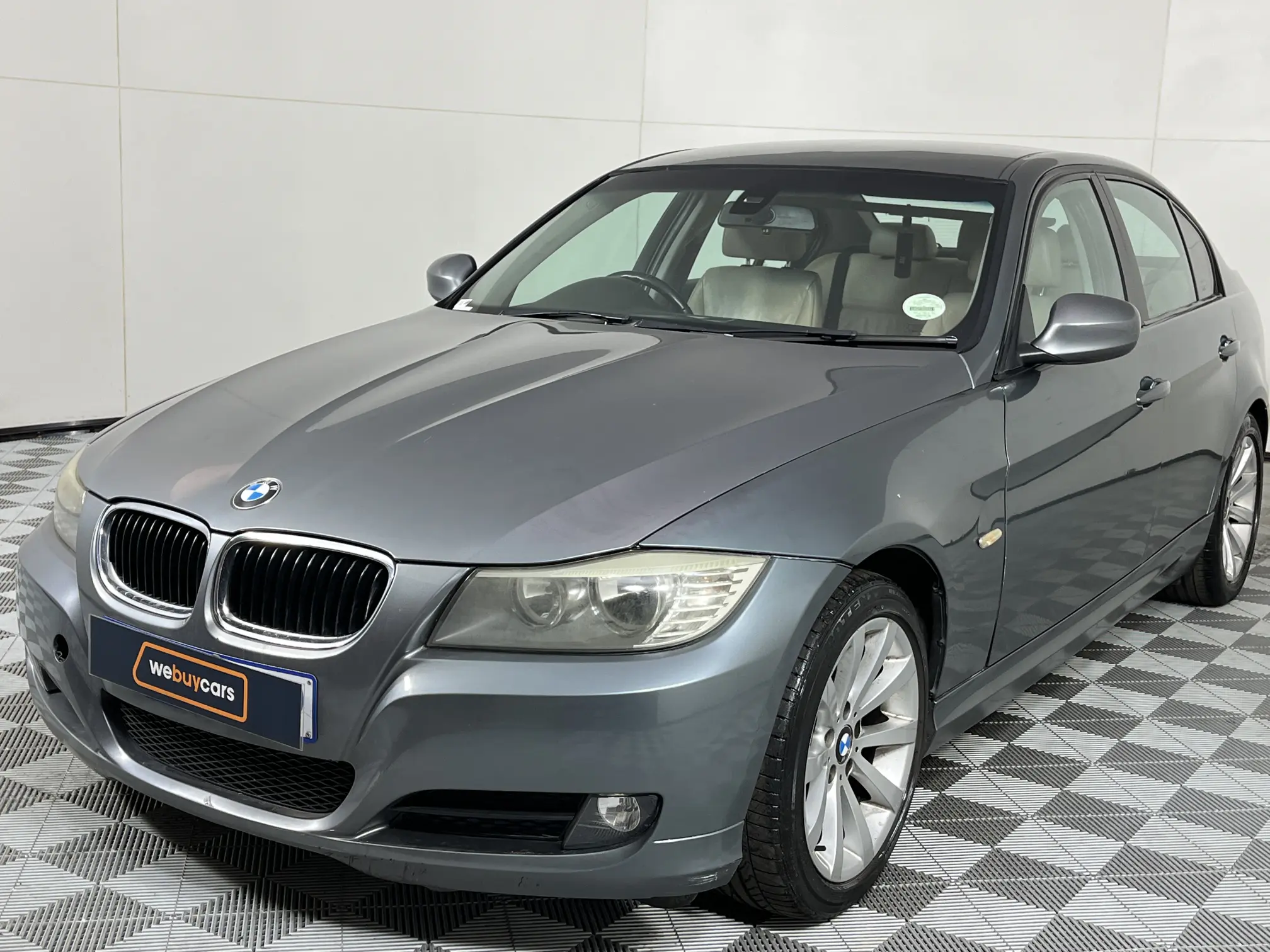 2011 BMW 3 Series 320i Auto (E90)