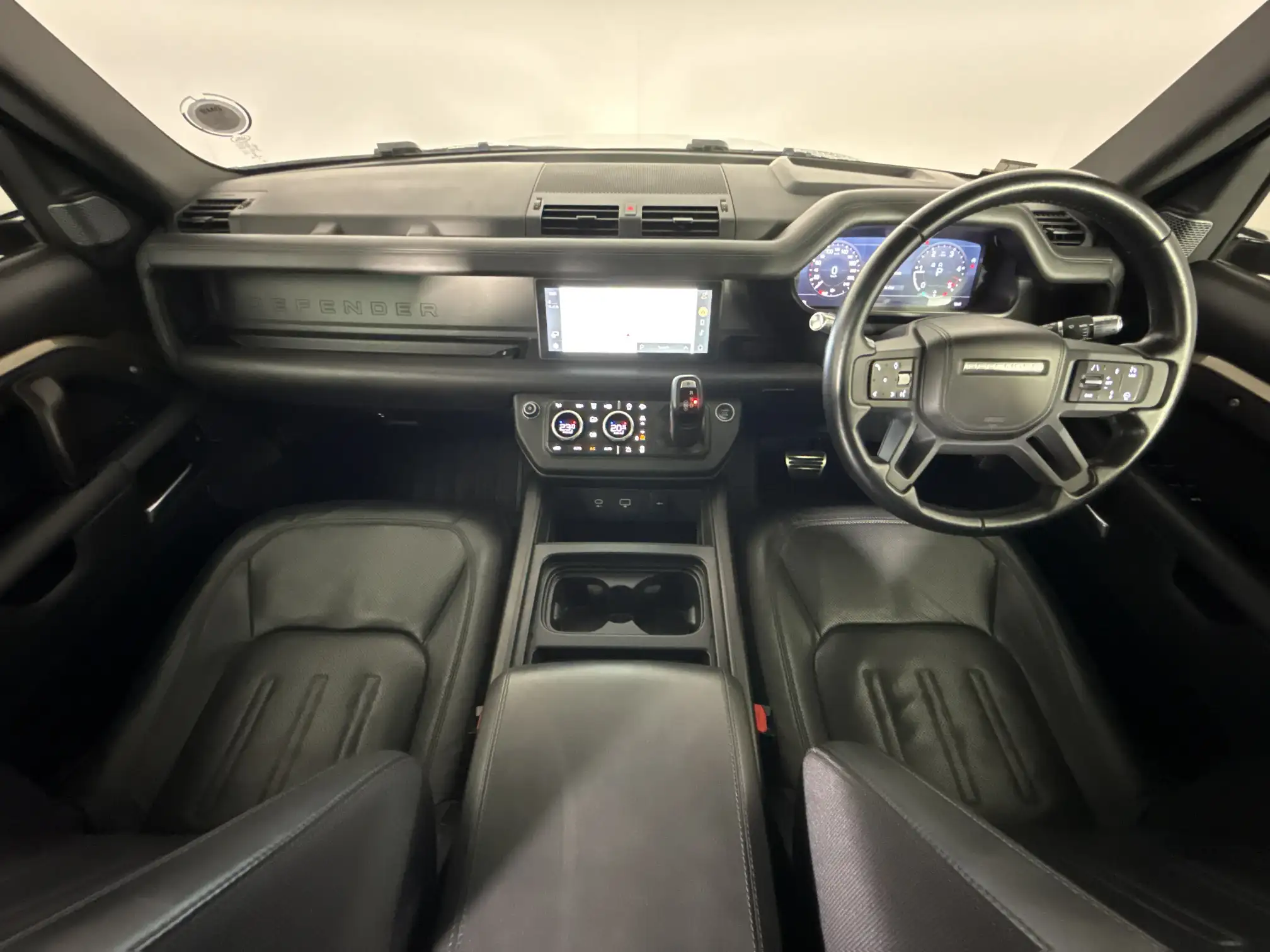 Land Rover Defender 110