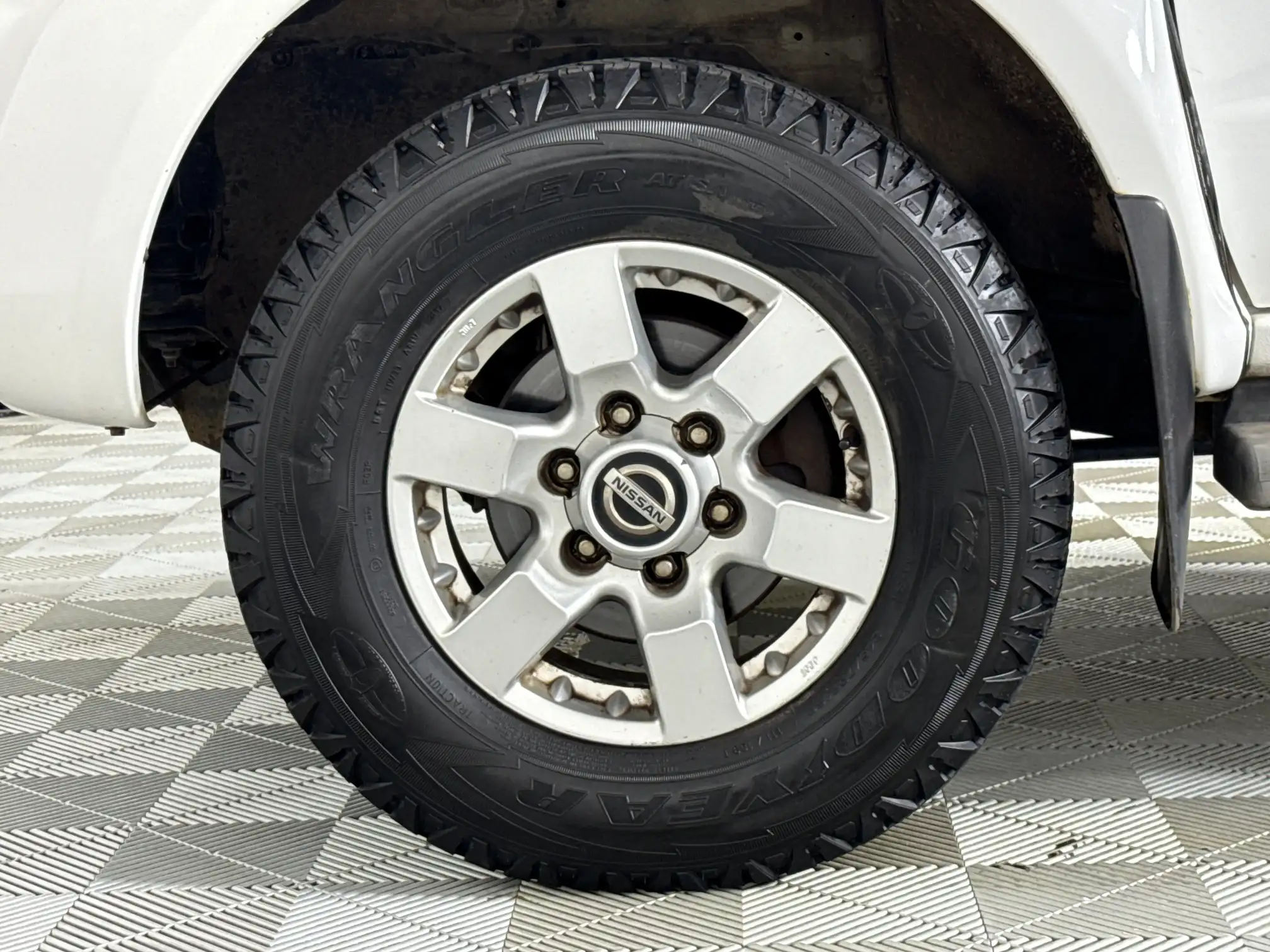 Nissan Hardbody