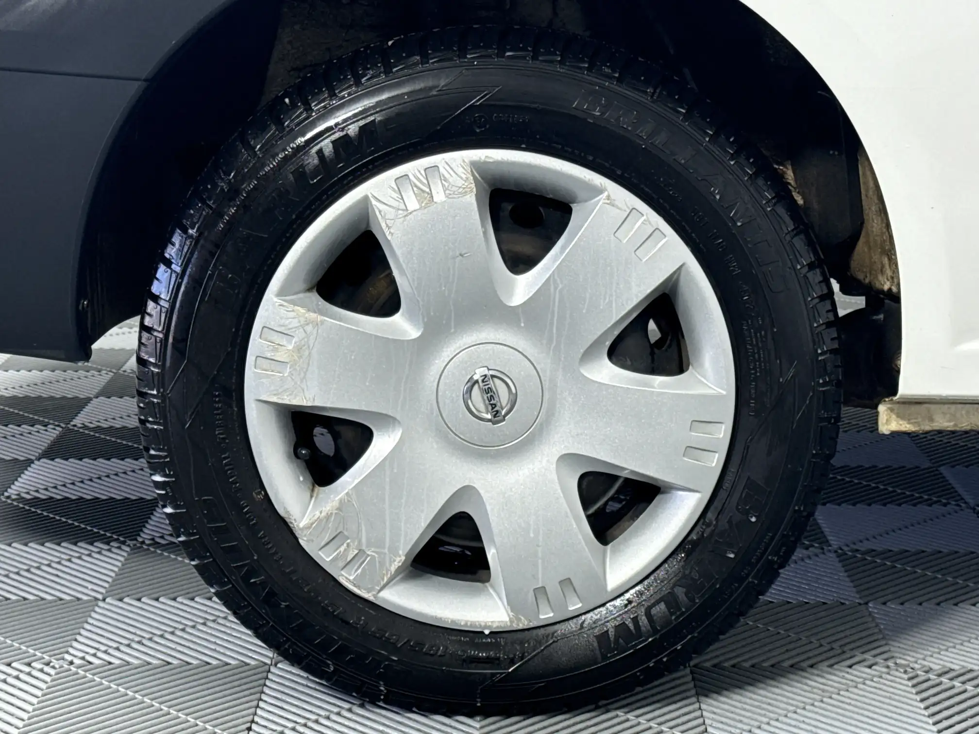 Nissan NP200