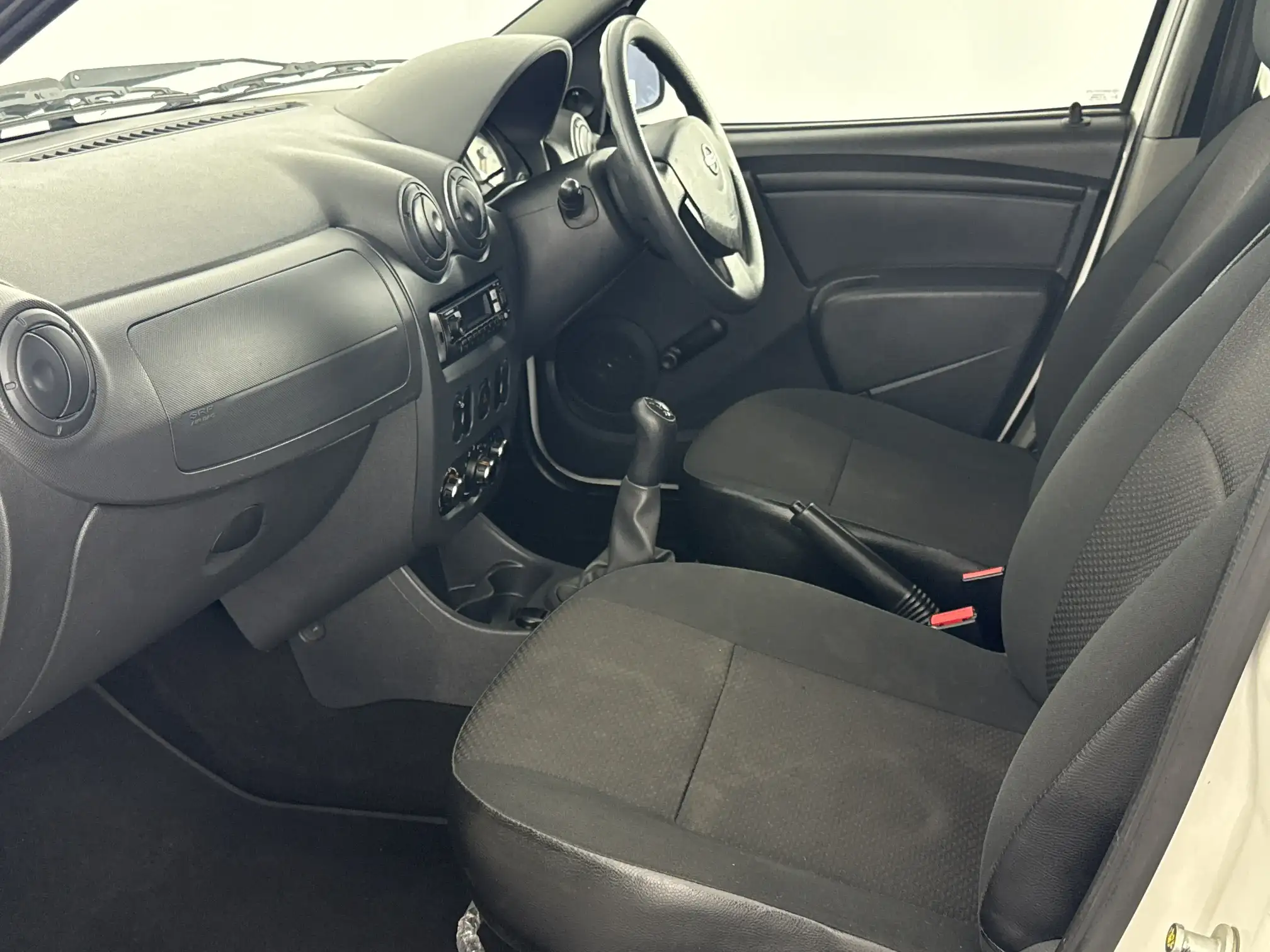 Nissan NP200