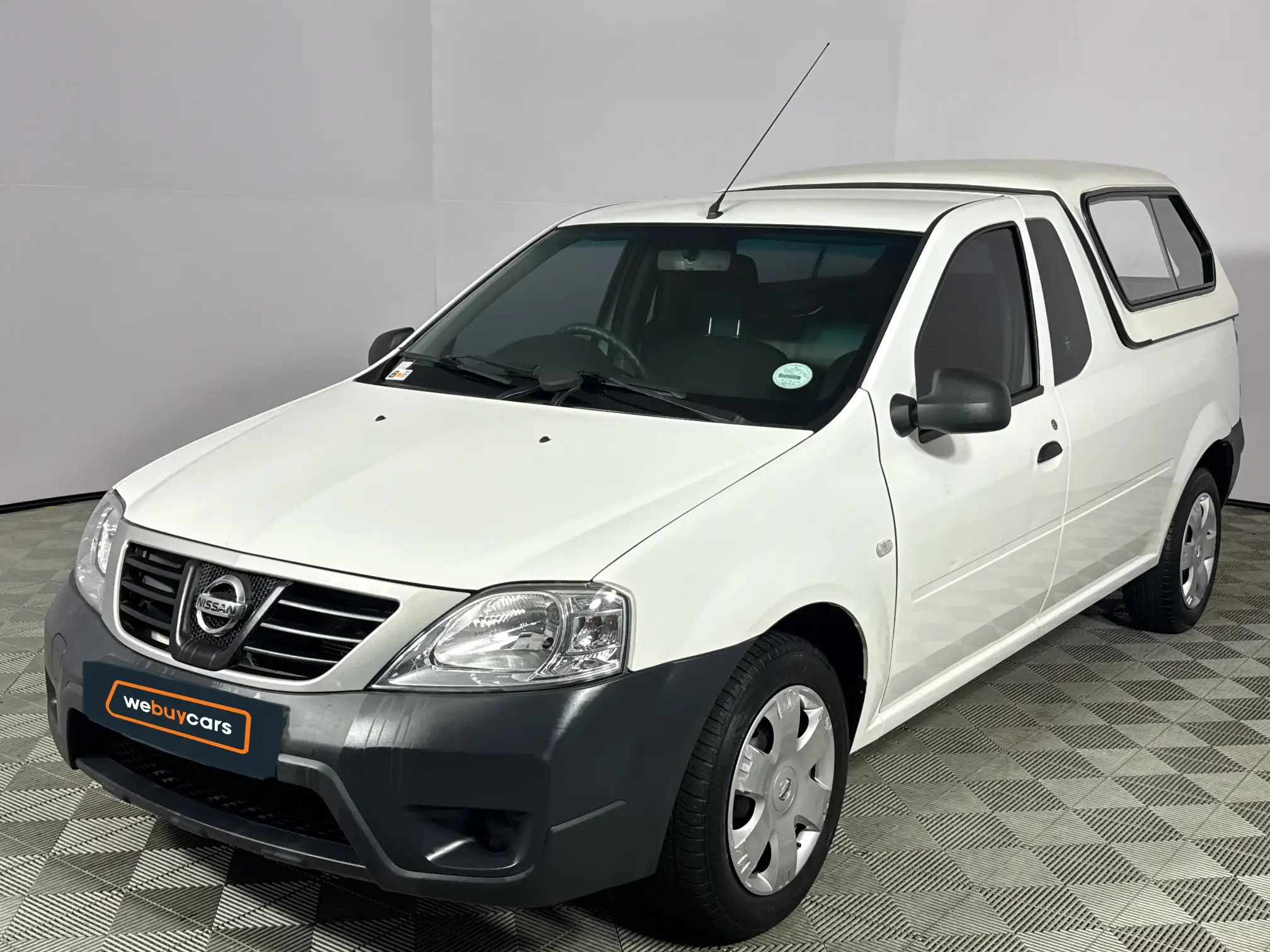2019 Nissan NP200