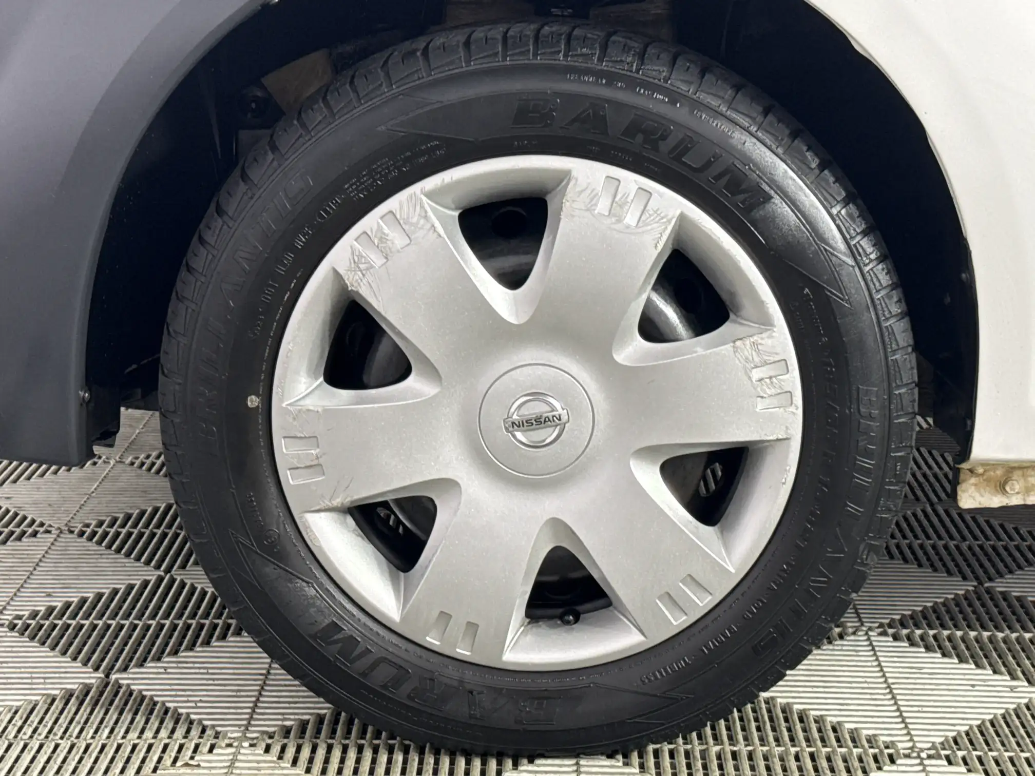 Nissan NP200