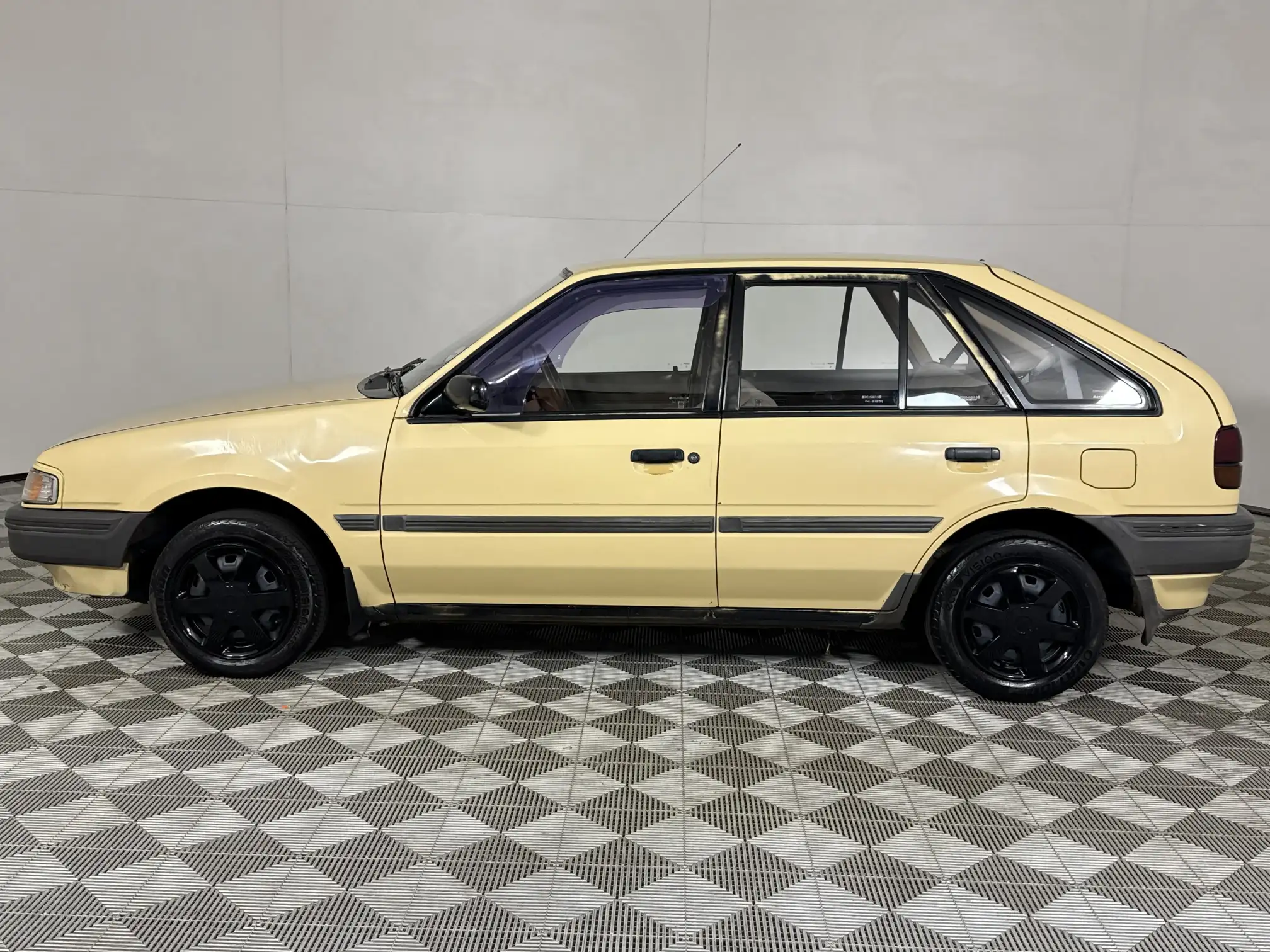 Ford Laser