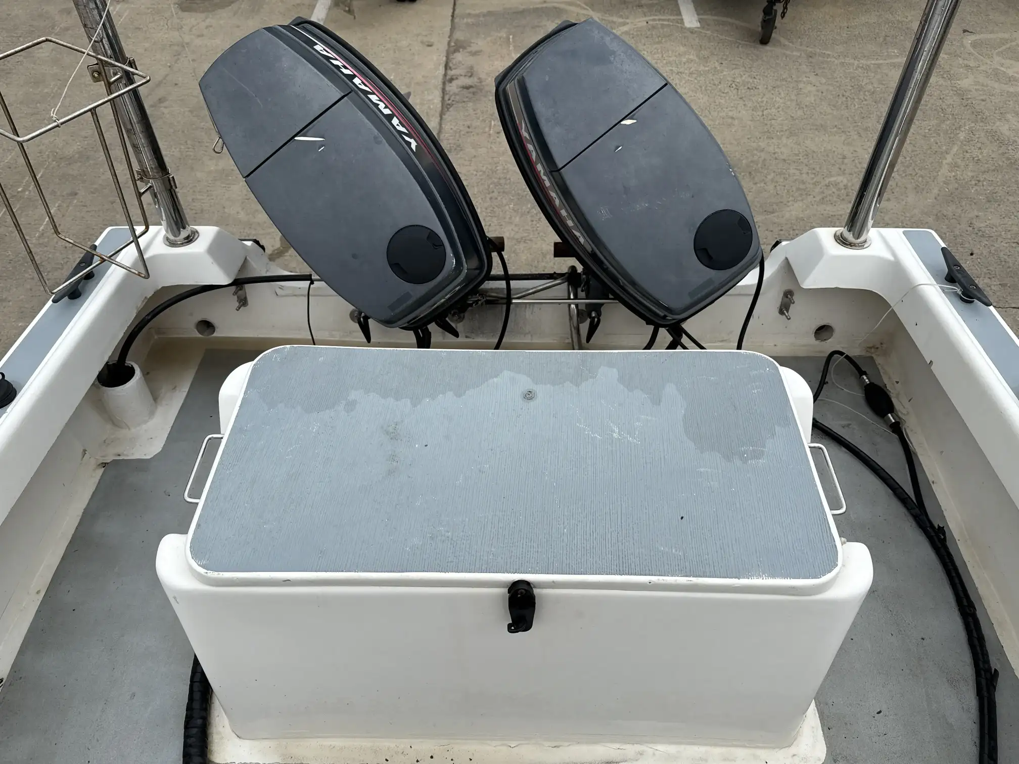 Scorpion Monohull