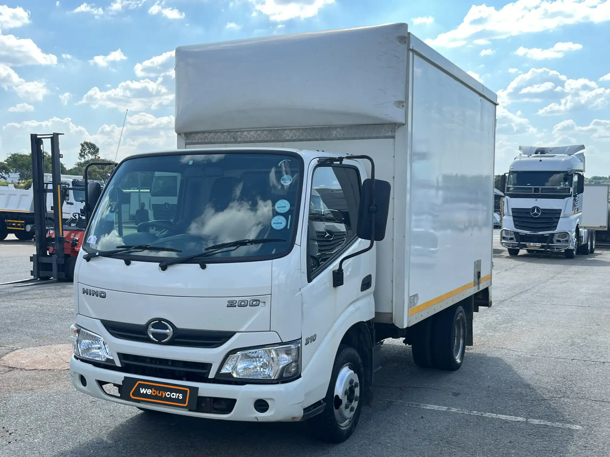 2023 Hino 200 Series 200 310 (fh2) 4X2 at Dome (GP) for sale R338900