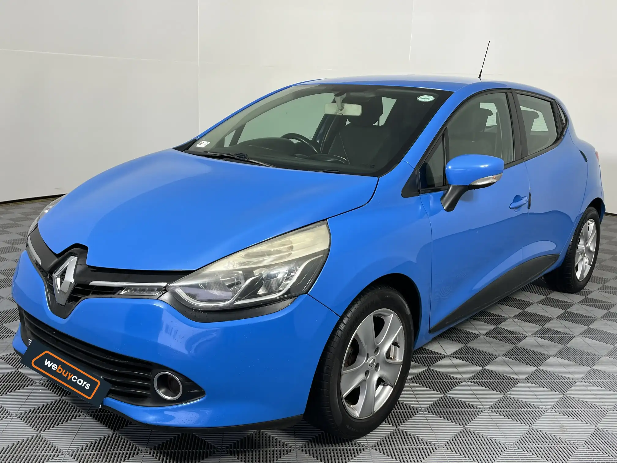 2018 Renault Clio IV 900 T Expression 5-Door (66 KW) at Montana (GP) for sale R88900