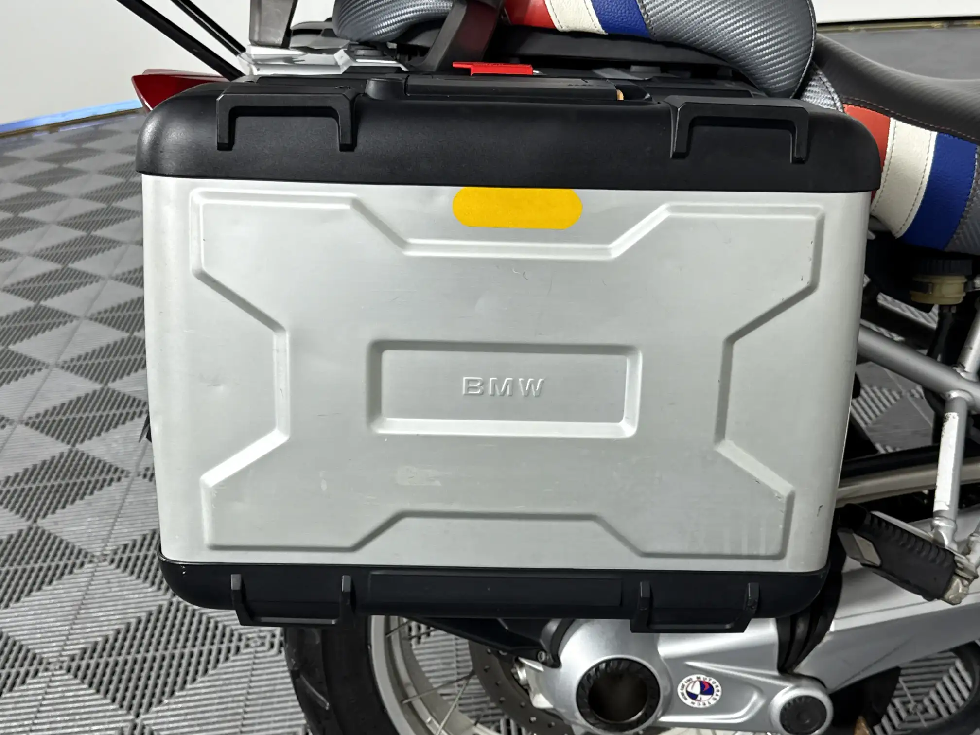 BMW R Series