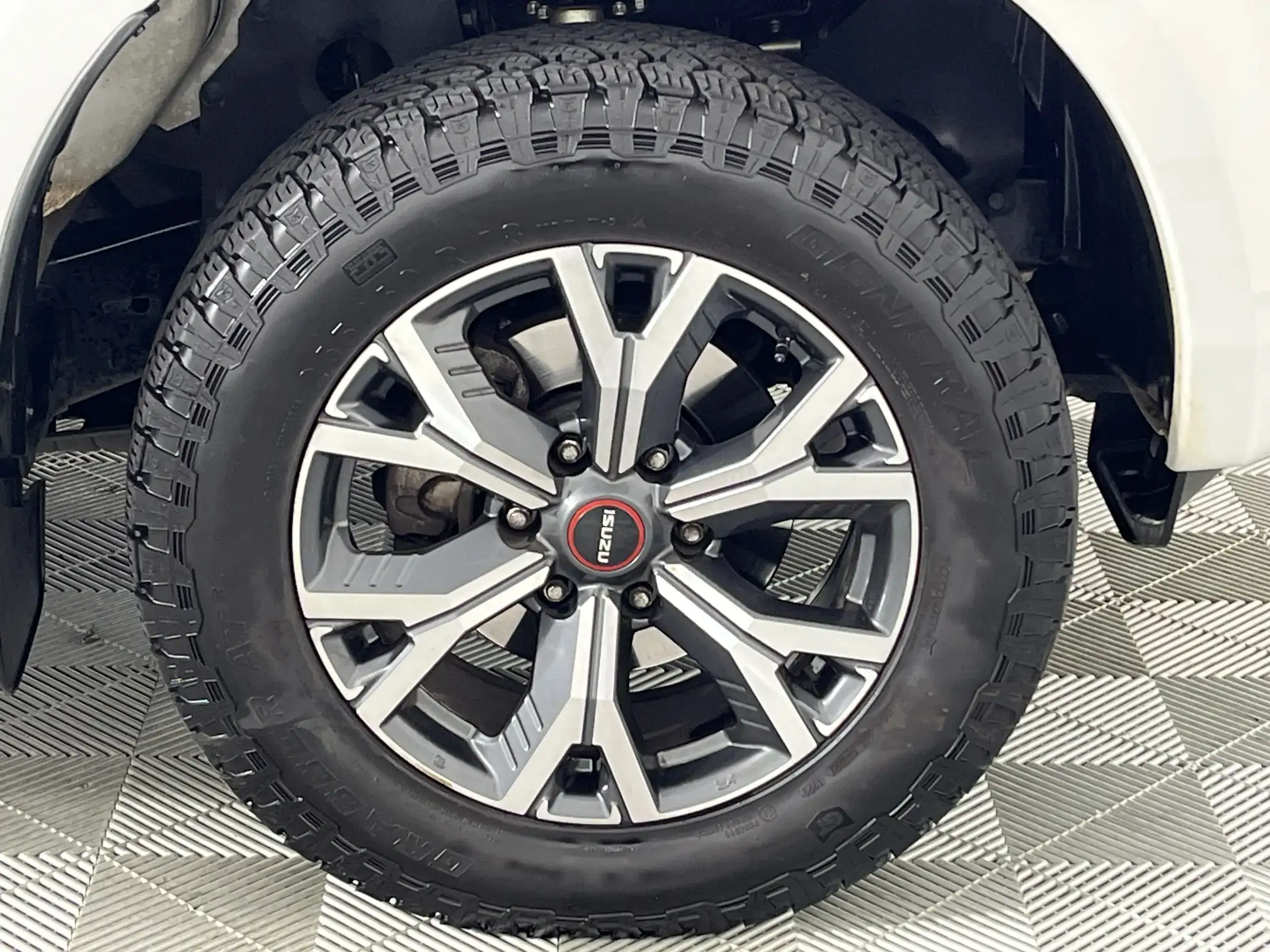 Isuzu D-MAX