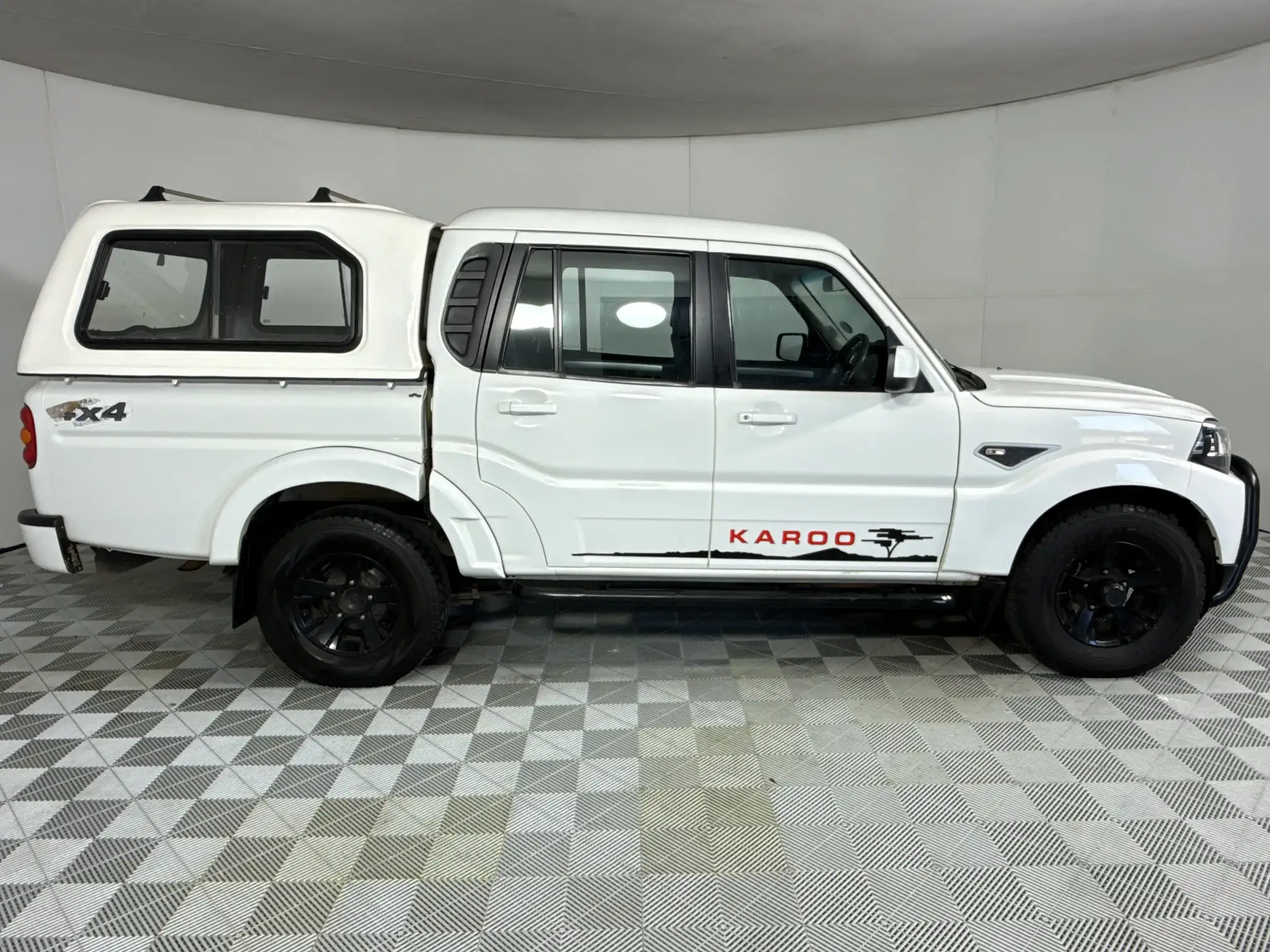 Mahindra PIK UP