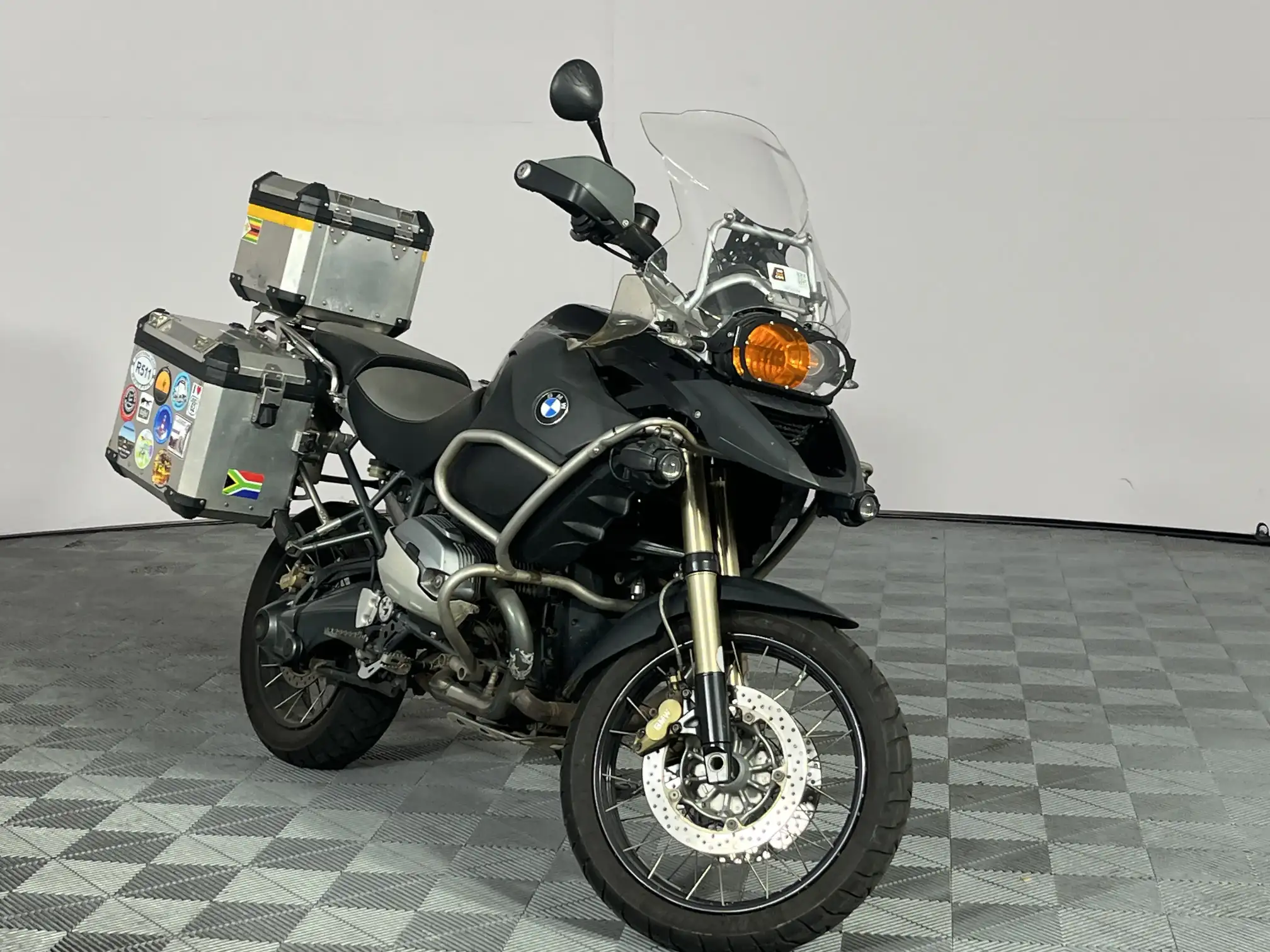 BMW R Series