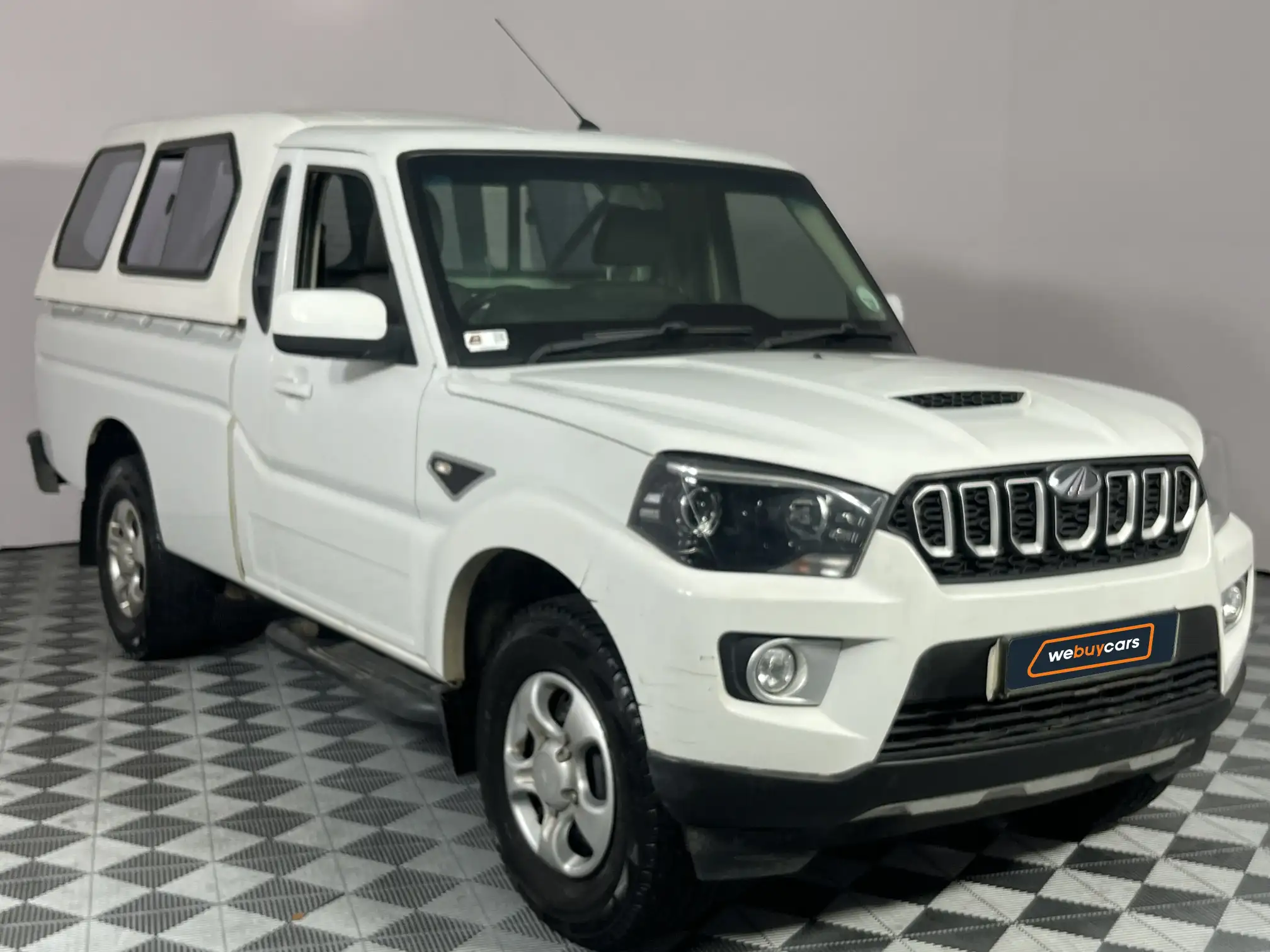 Mahindra PIK UP