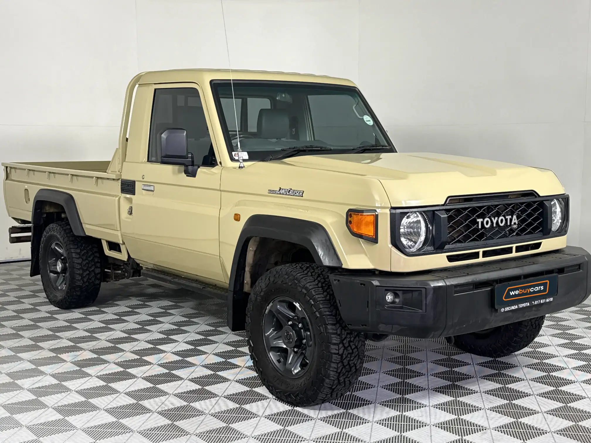 Toyota Land Cruiser