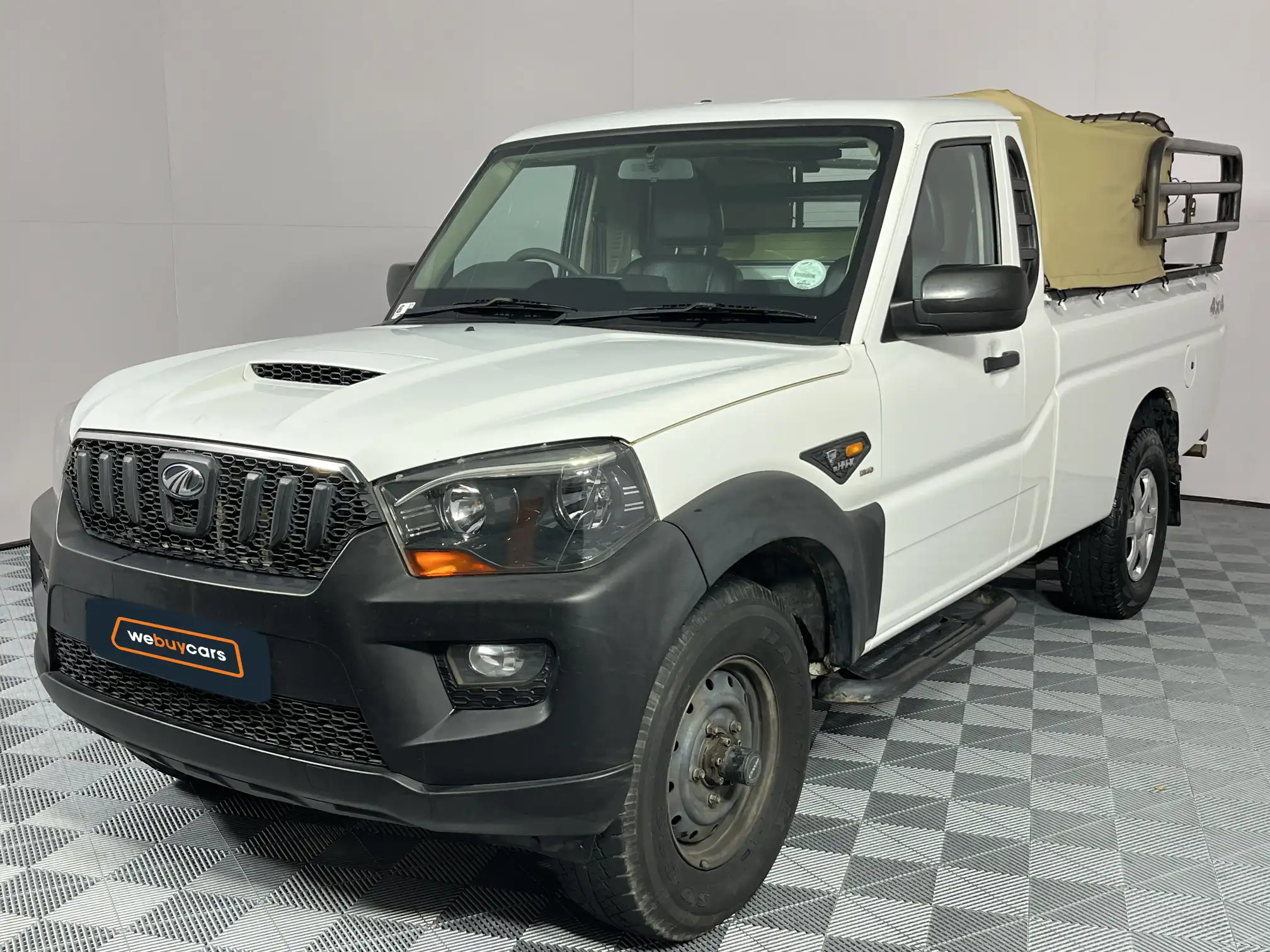 2020 Mahindra PIK UP