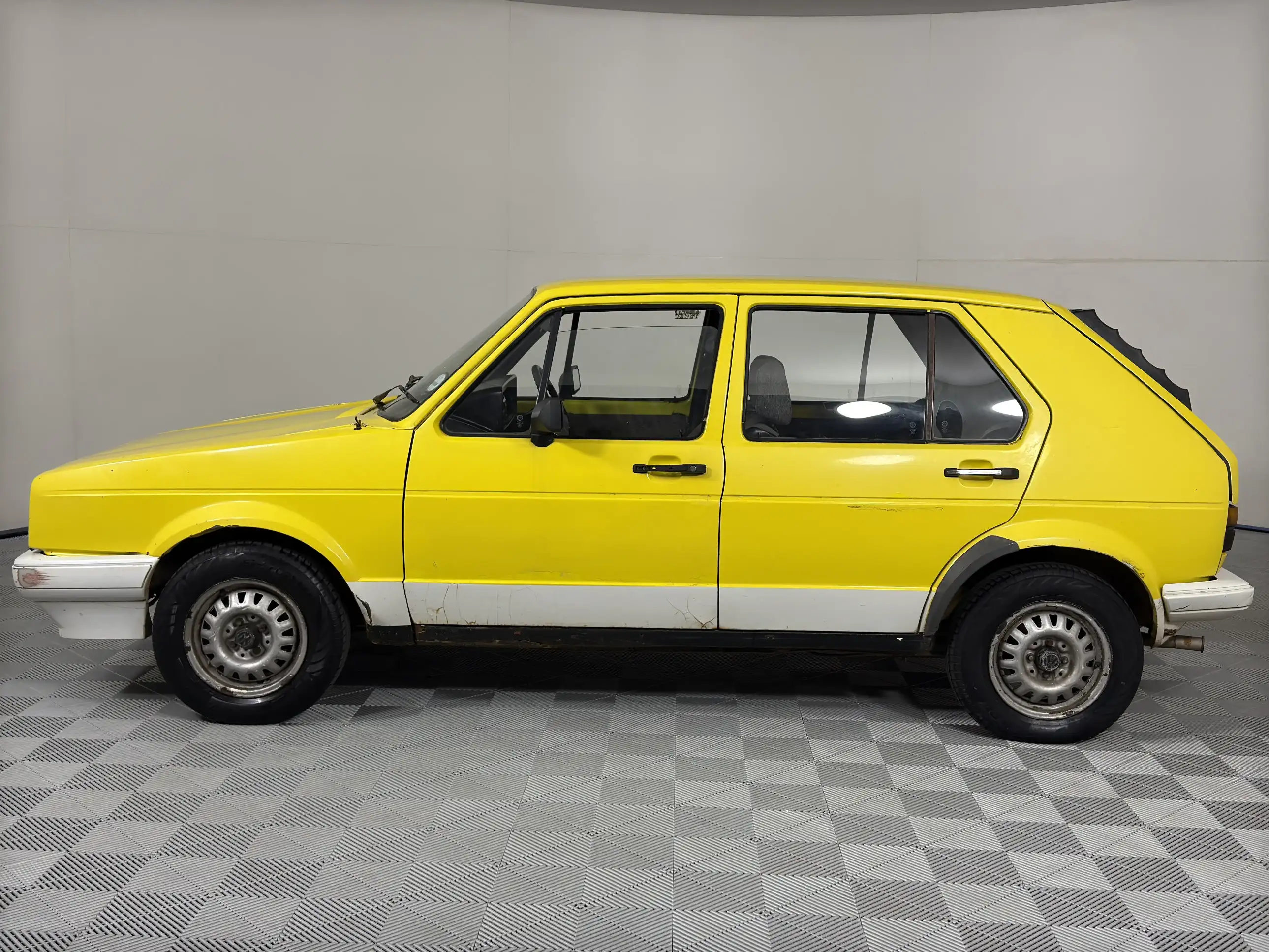 Volkswagen Golf I