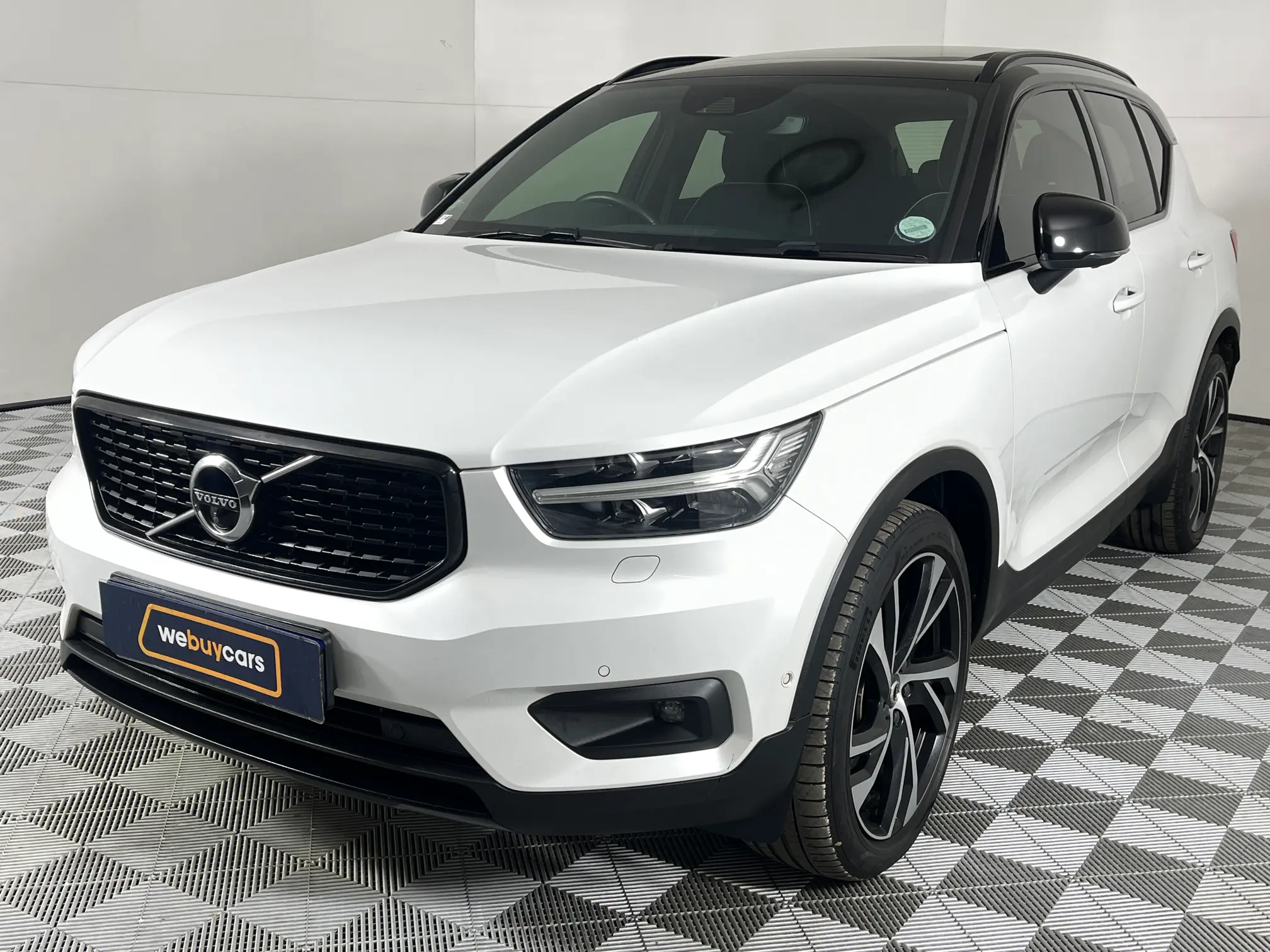 2020 Volvo Xc40 T5 R-Design AWD Geartronic