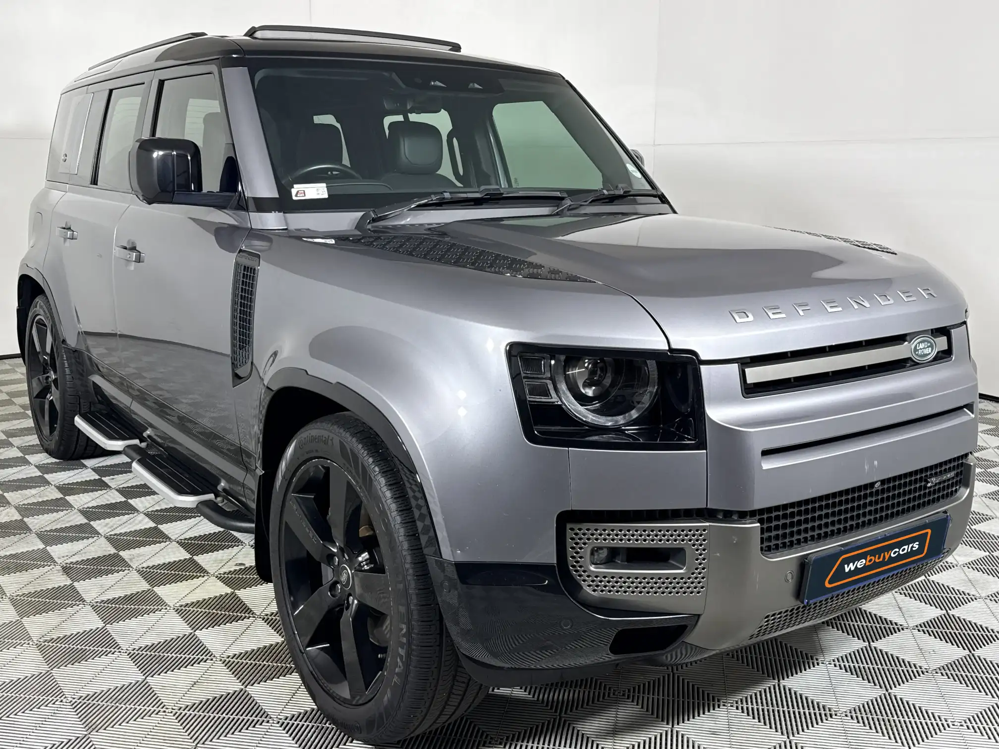 Land Rover Defender 110