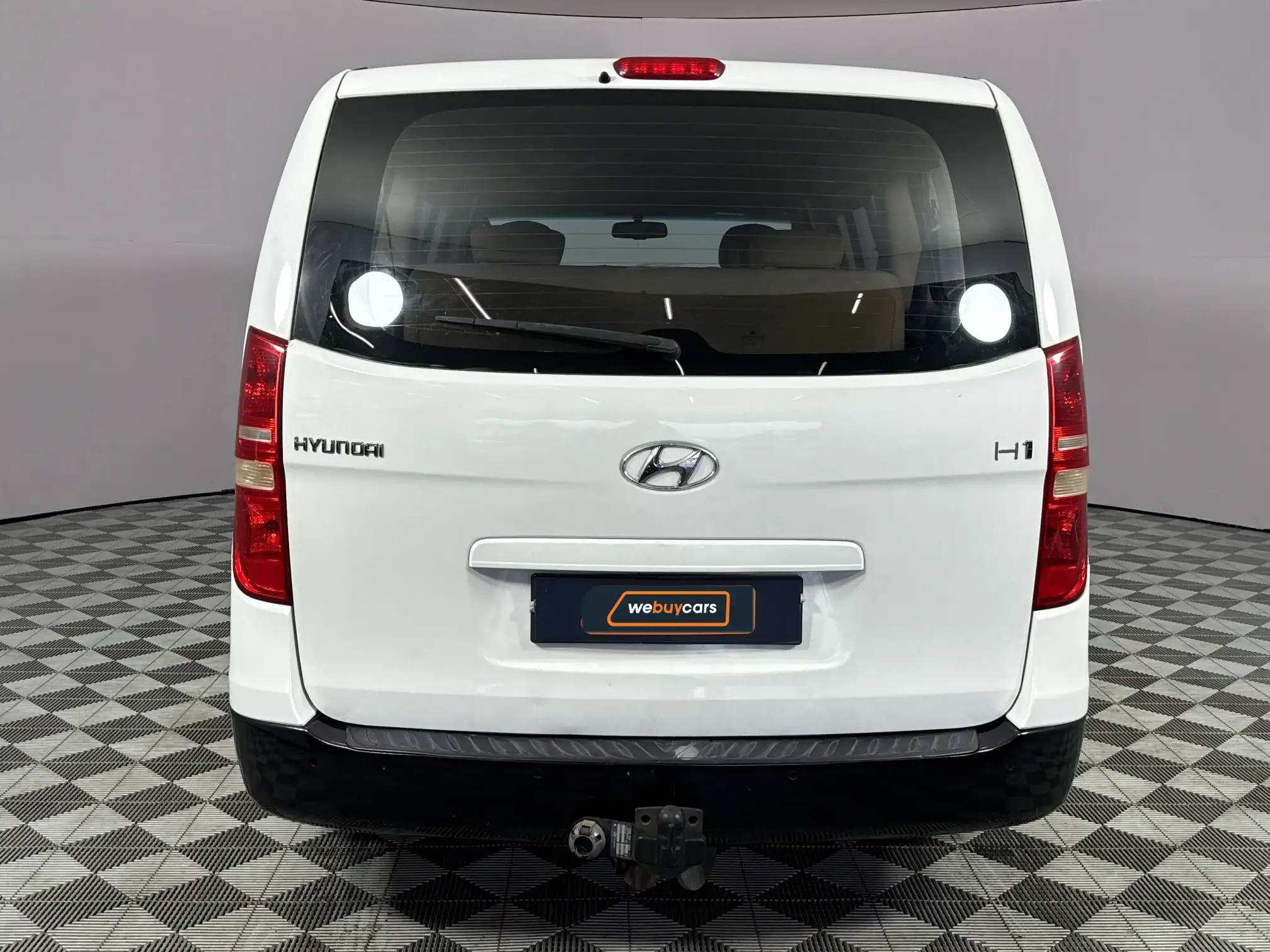 Hyundai H-1