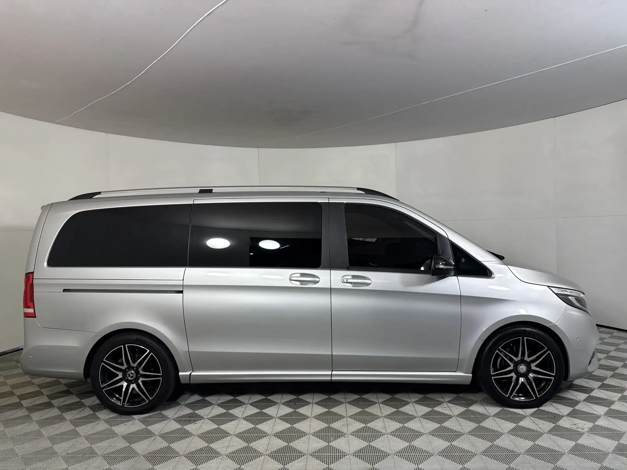 Mercedes-Benz V Class