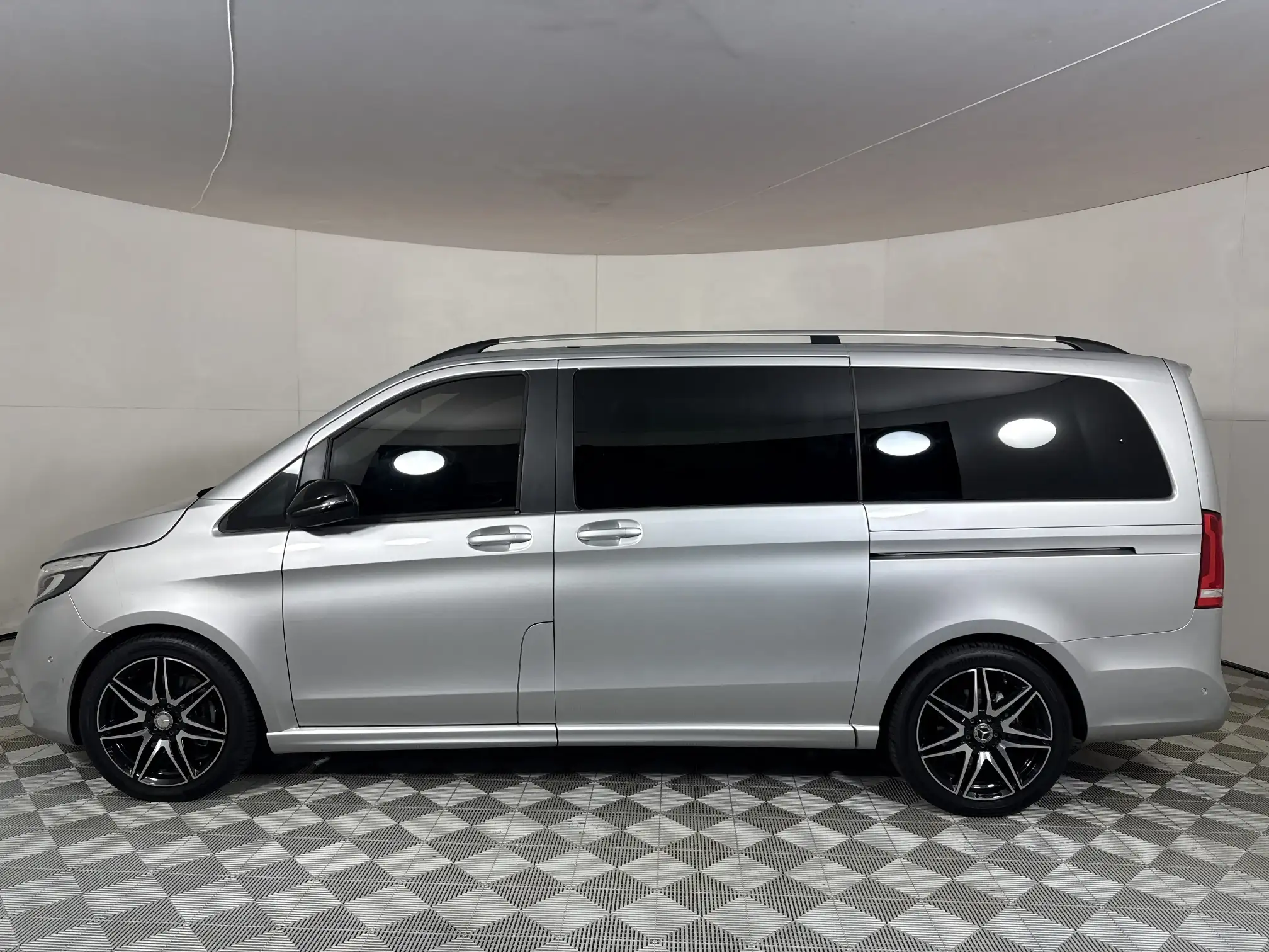 Mercedes-Benz V Class