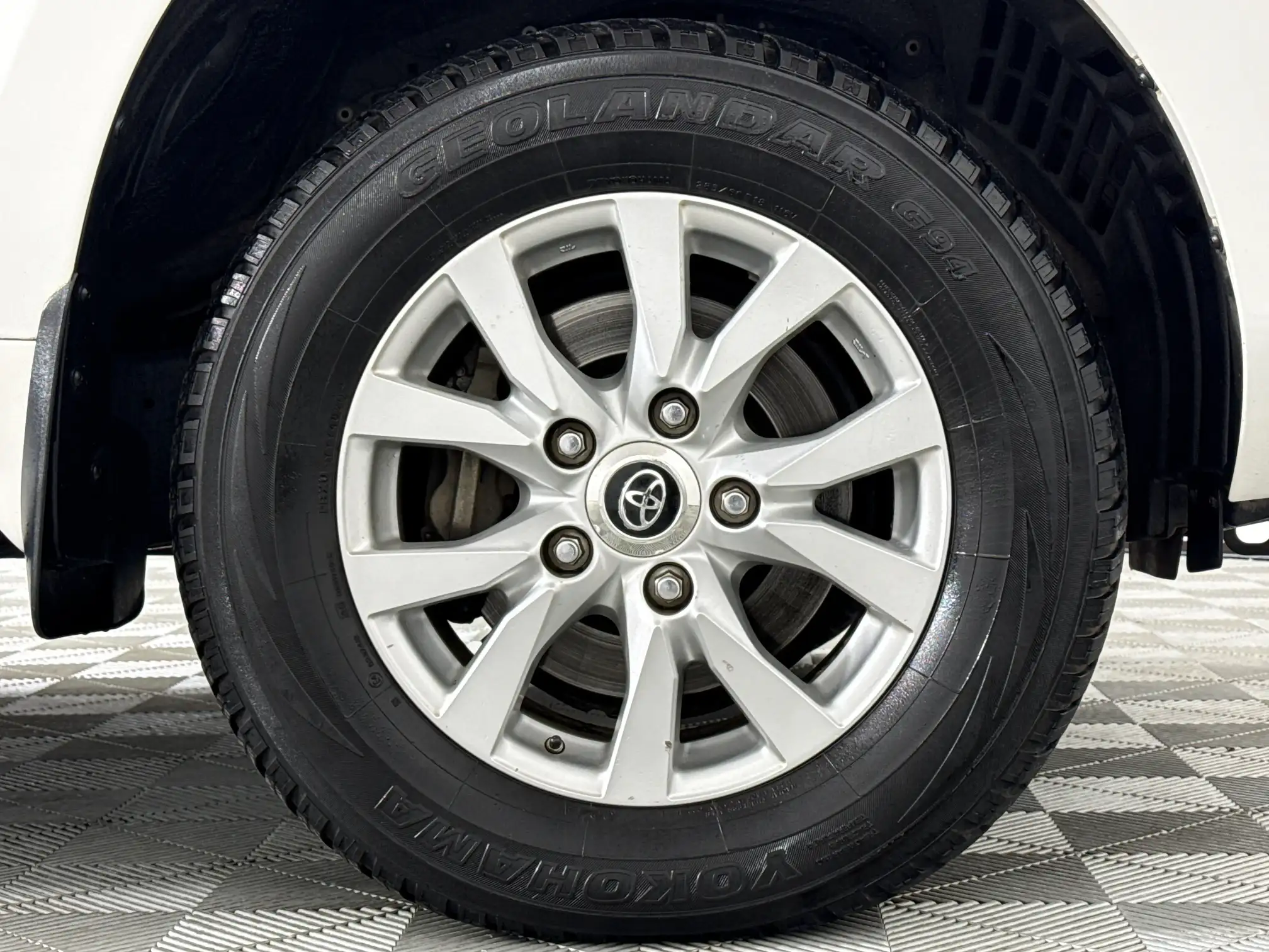 Toyota Land Cruiser