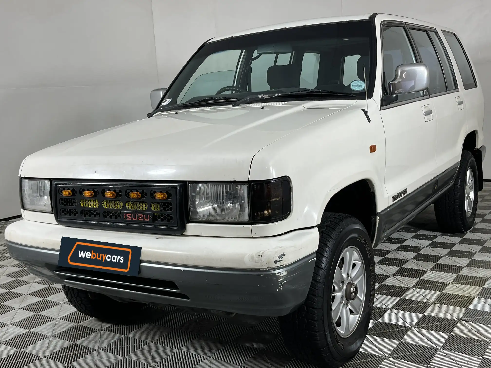 1993 Isuzu Trooper 3.2 Station Wagon at Dome (GP) for sale R38900