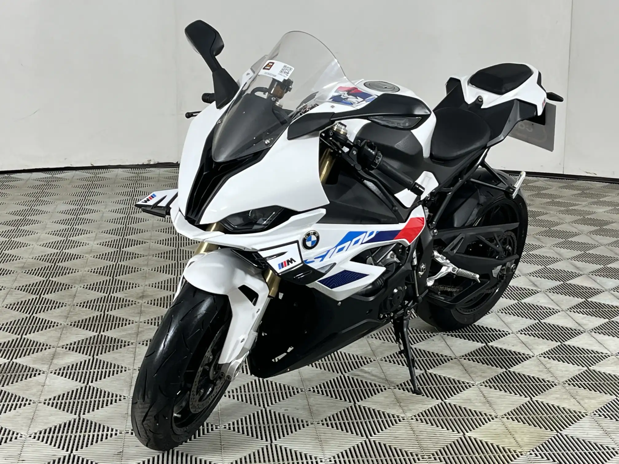 BMW S Series