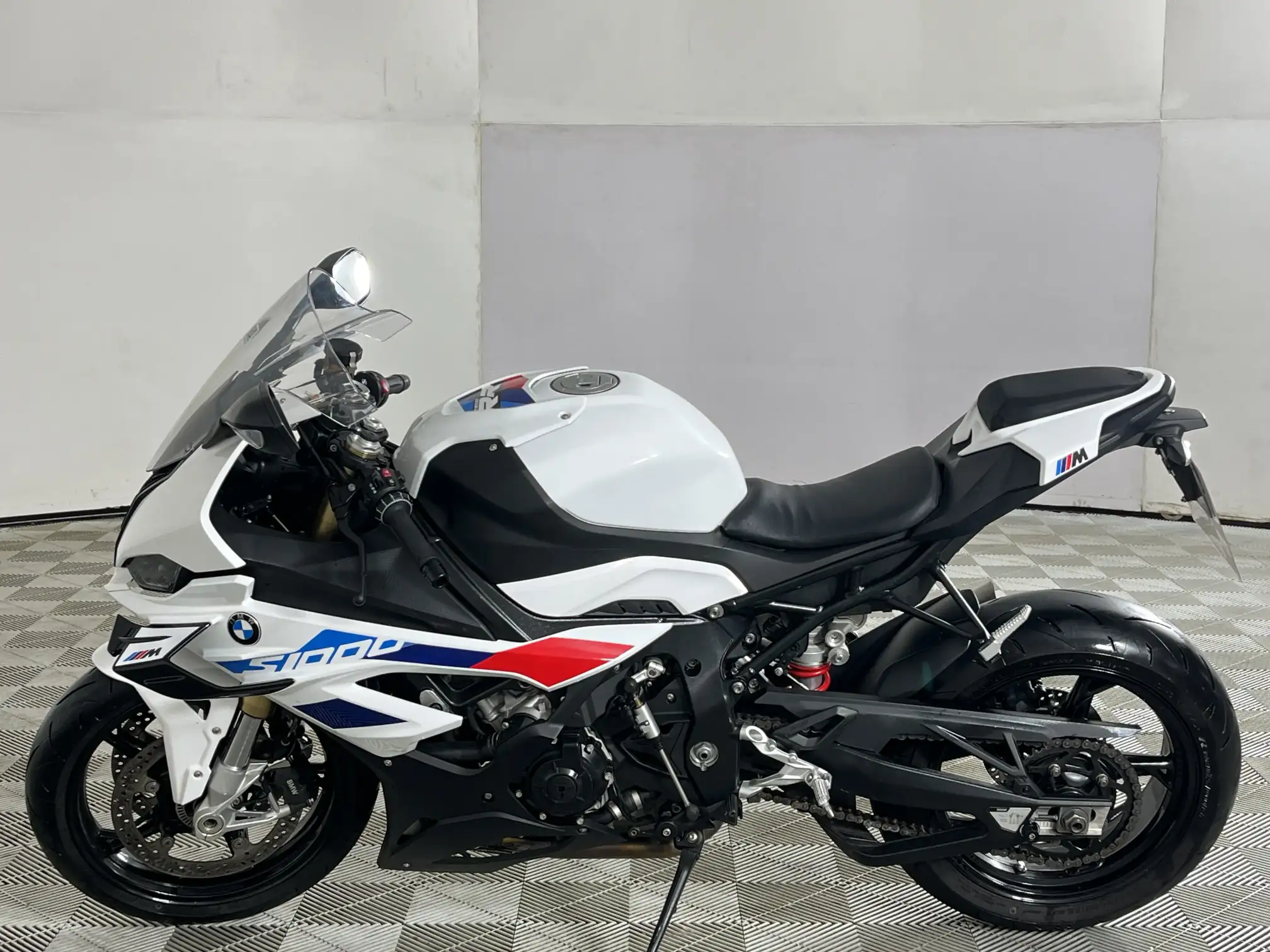 BMW S Series