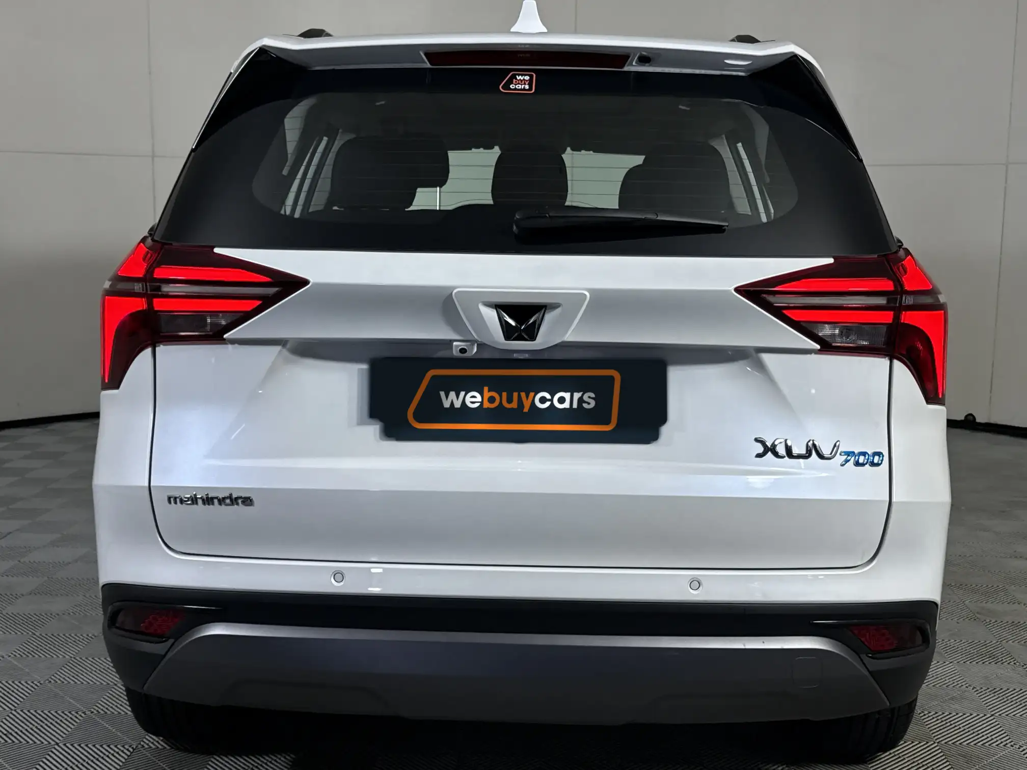 Mahindra XUV 700