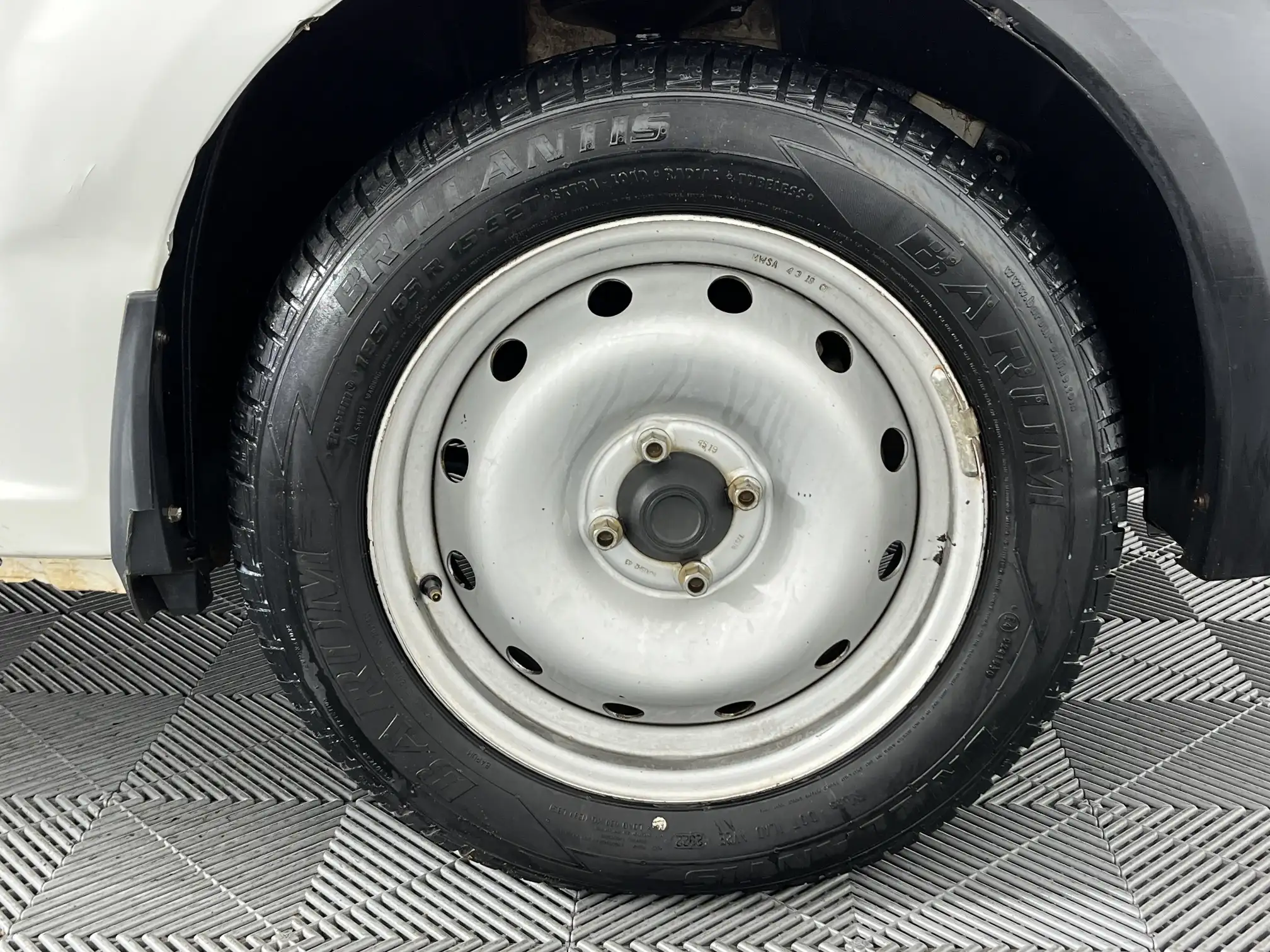 Nissan NP200