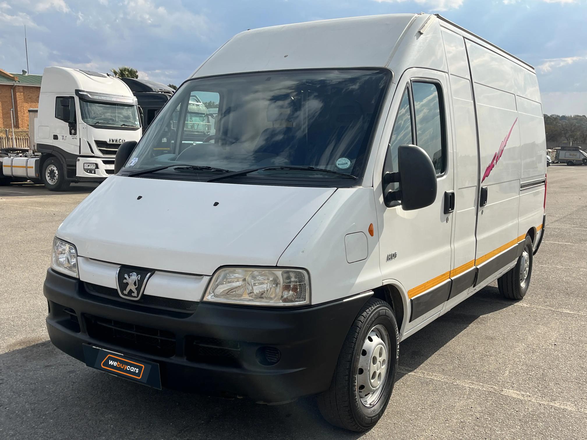 Peugeot Boxer 350 LH 2.8 DT