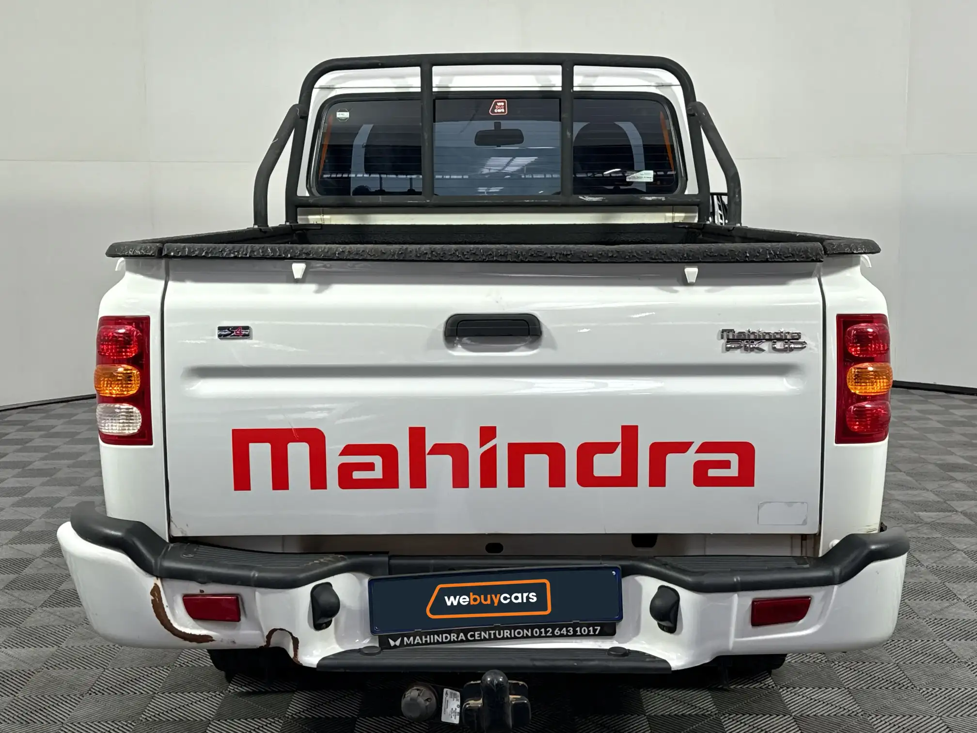 Mahindra PIK UP