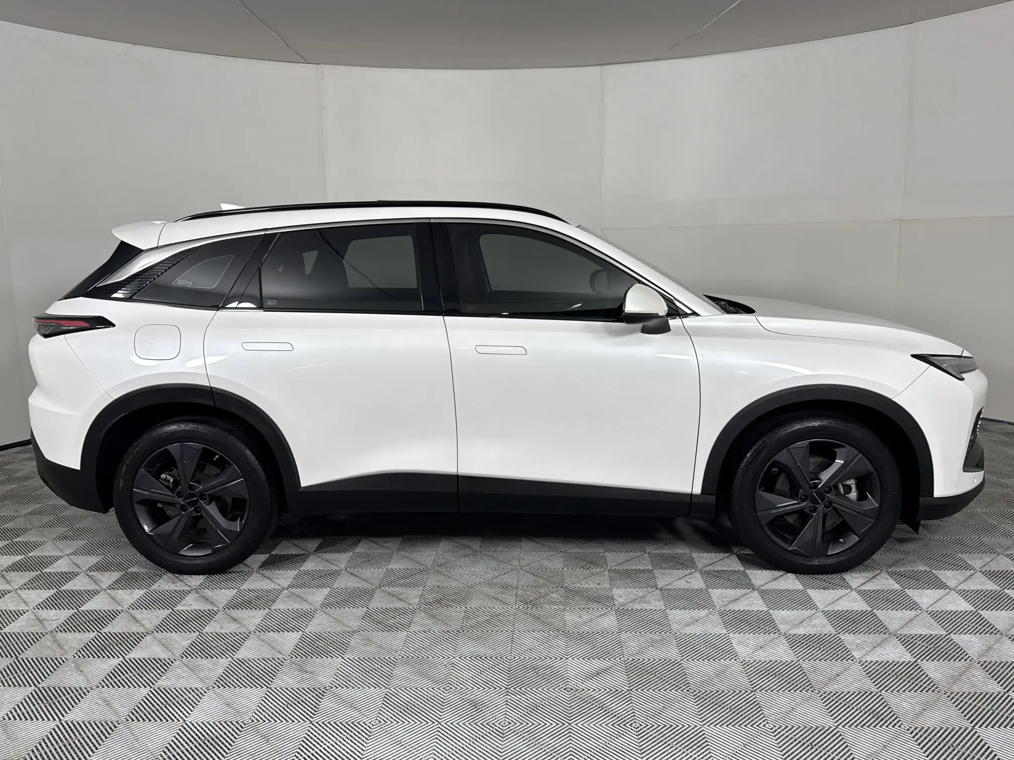 Baic X55