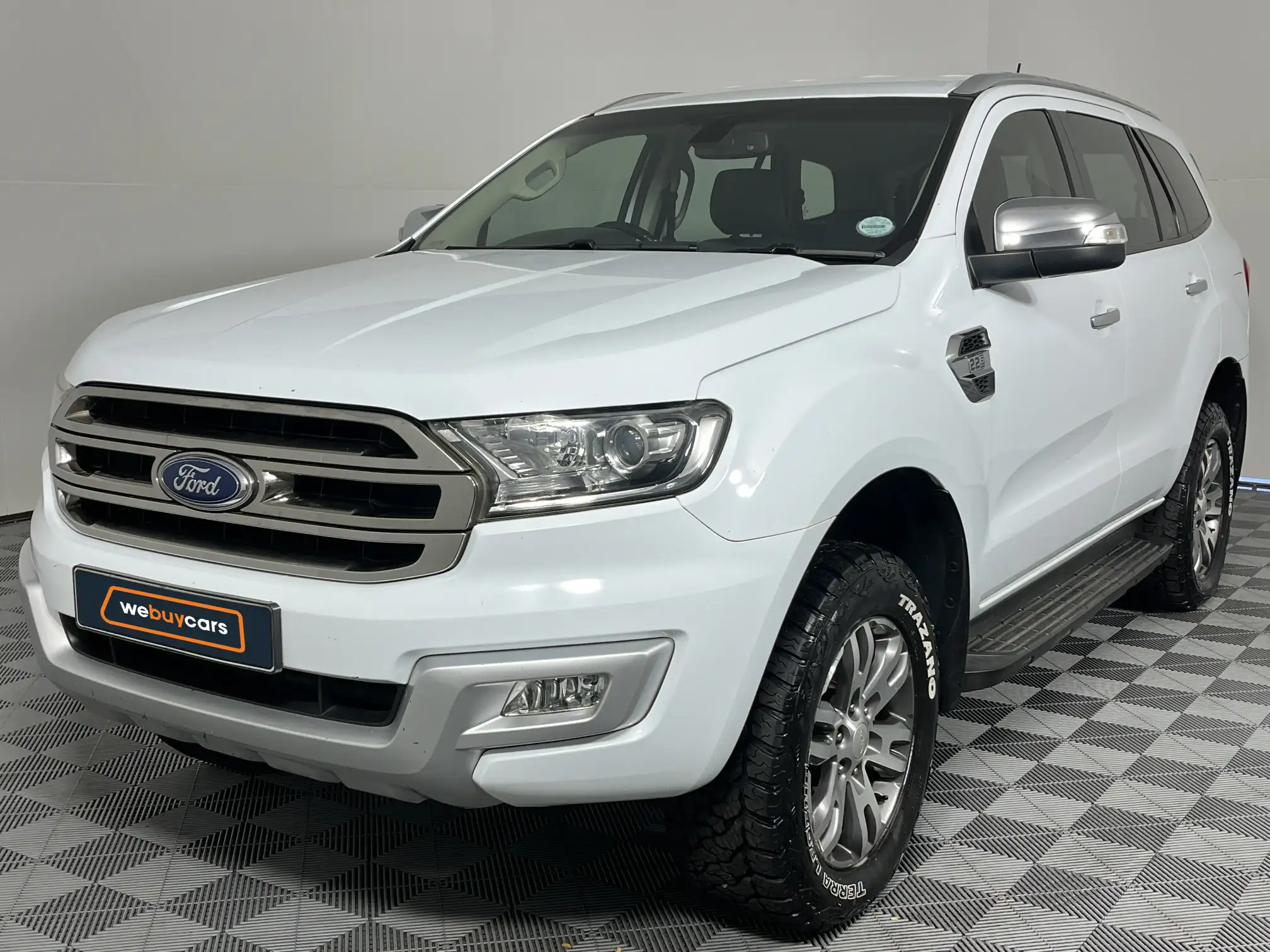 2017 Ford Everest
