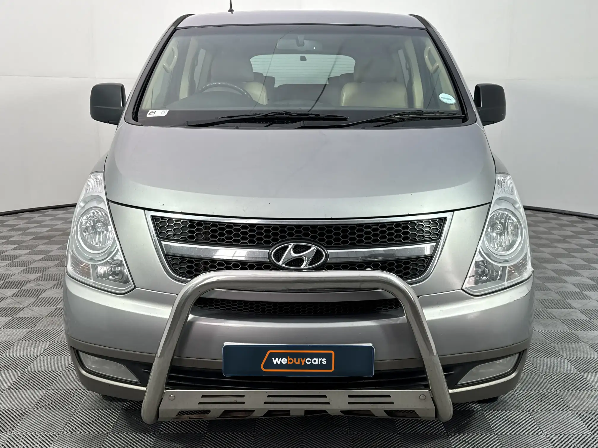 Hyundai H-1