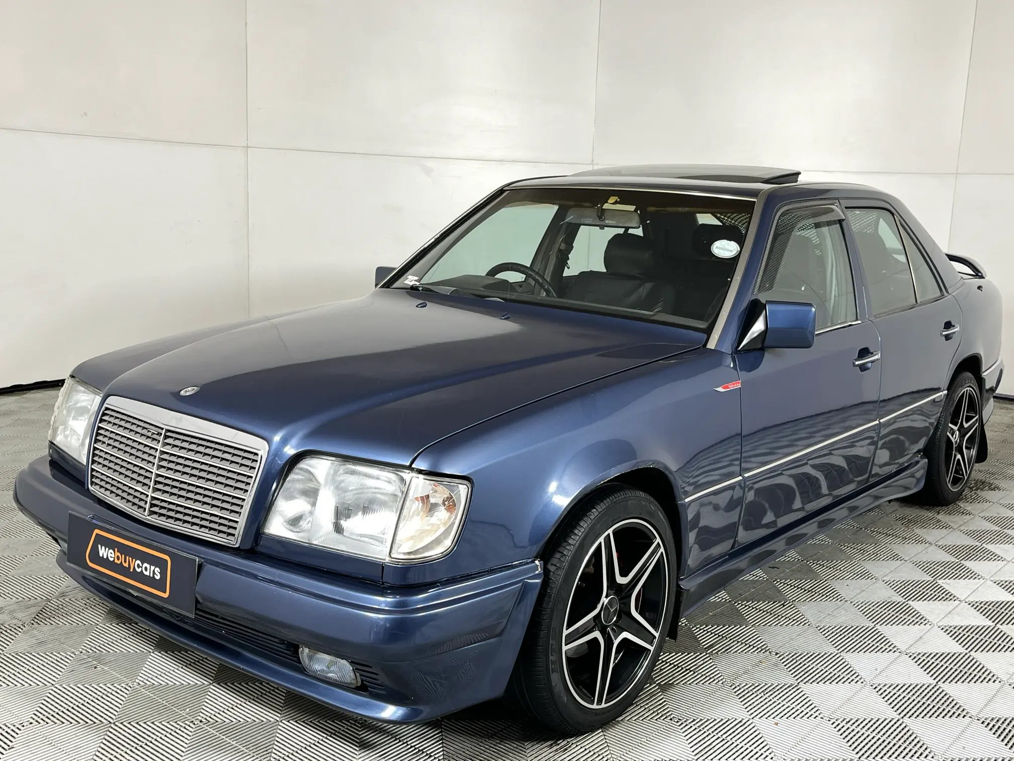 1994 Mercedes-Benz E Class Sedan 200 E Auto A/C