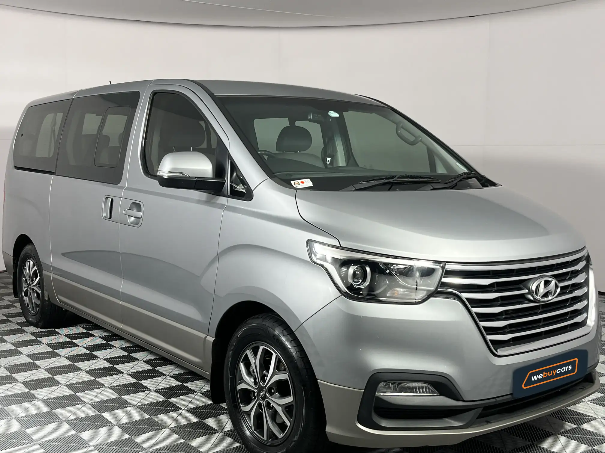 Hyundai H-1