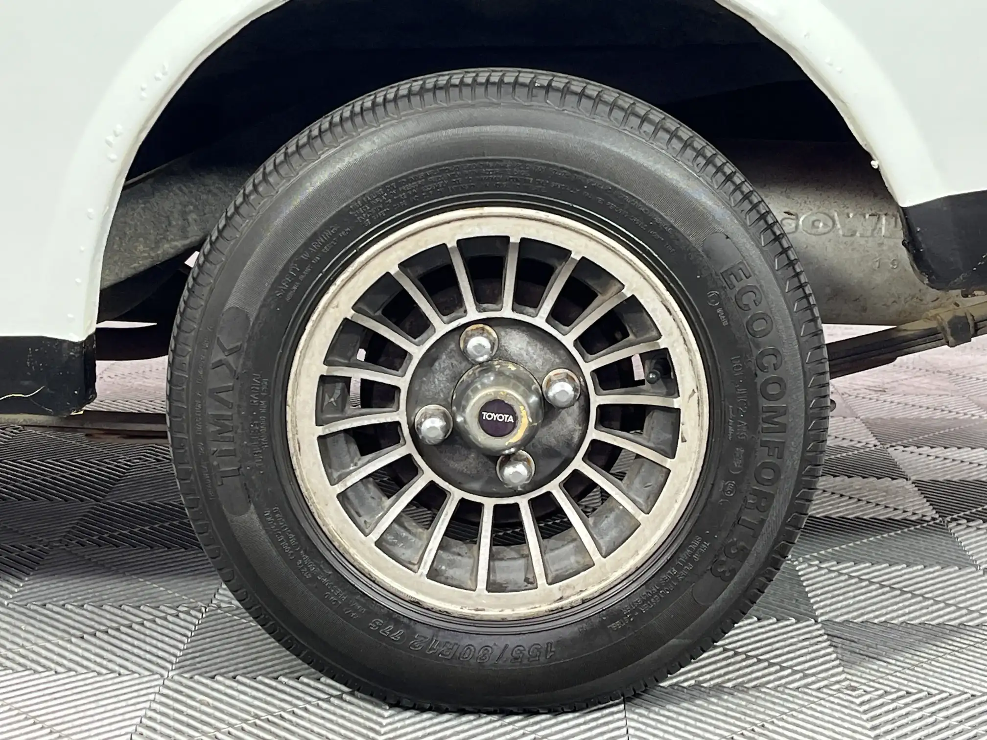 Toyota 1200