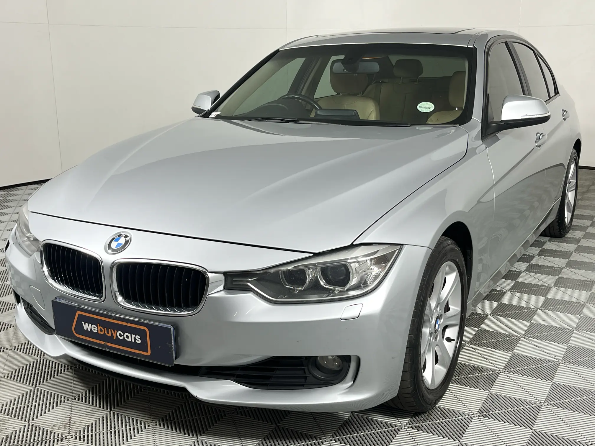2015 BMW 3 Series 320i Auto (F30)