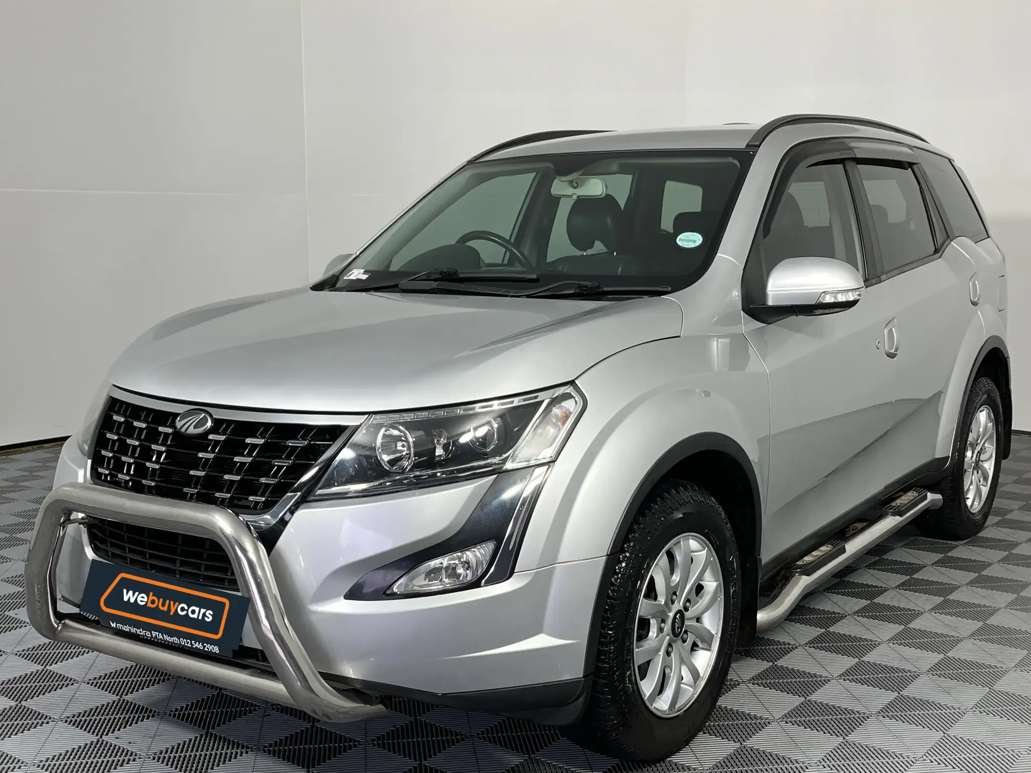 2020 Mahindra XUV