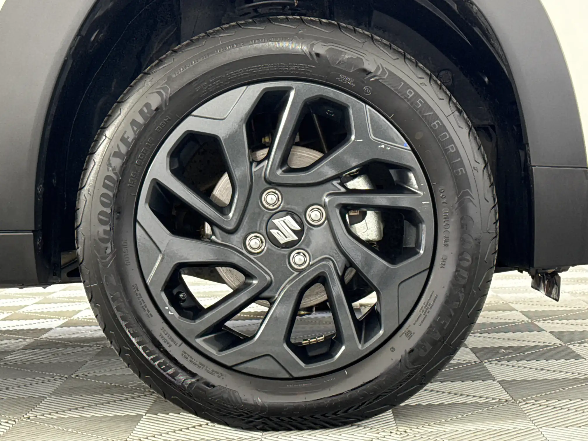 Suzuki Fronx
