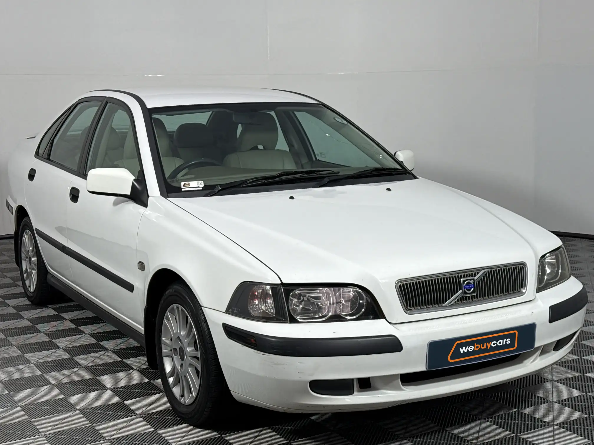 Volvo S40